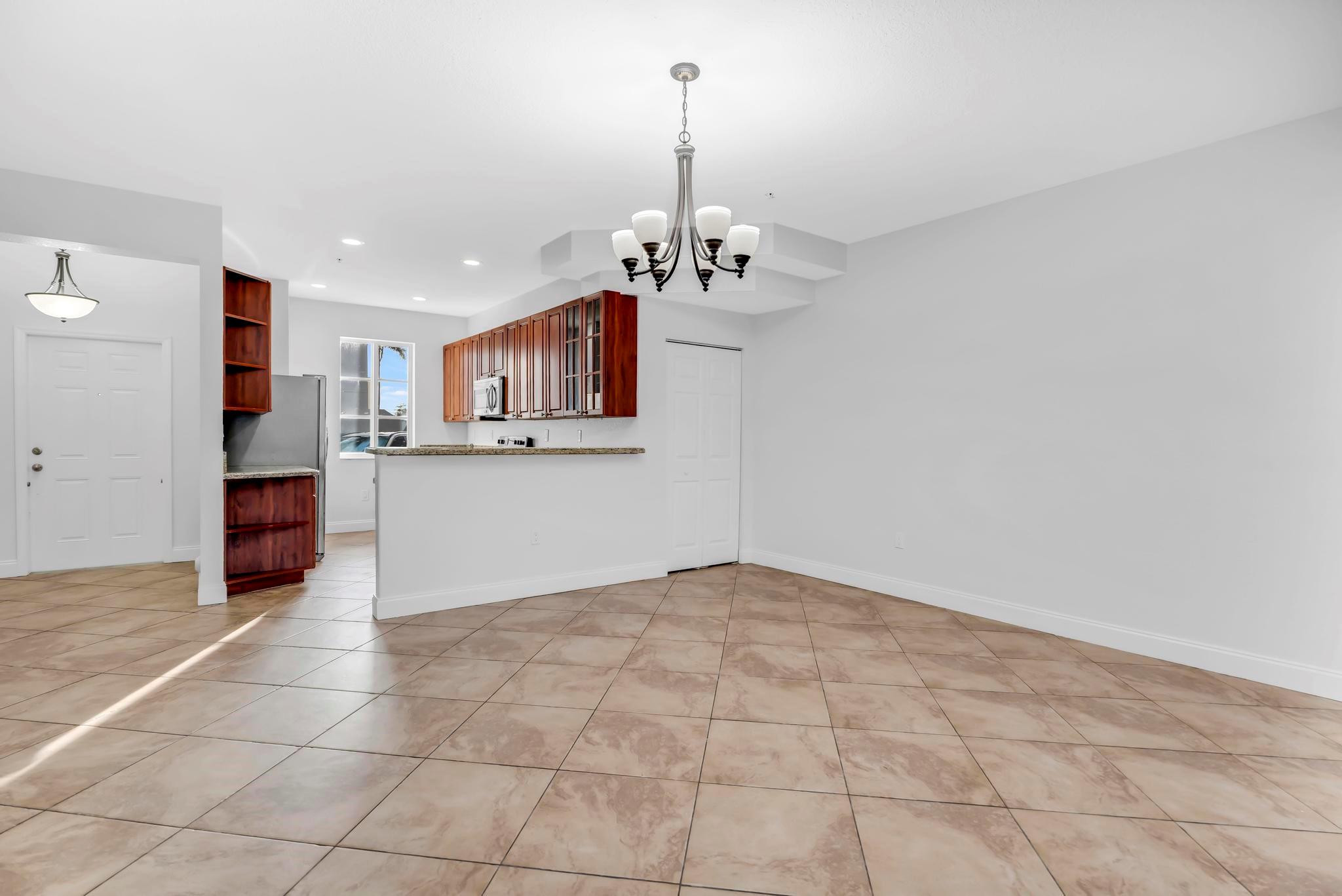 5030 SW 126TH AV 203