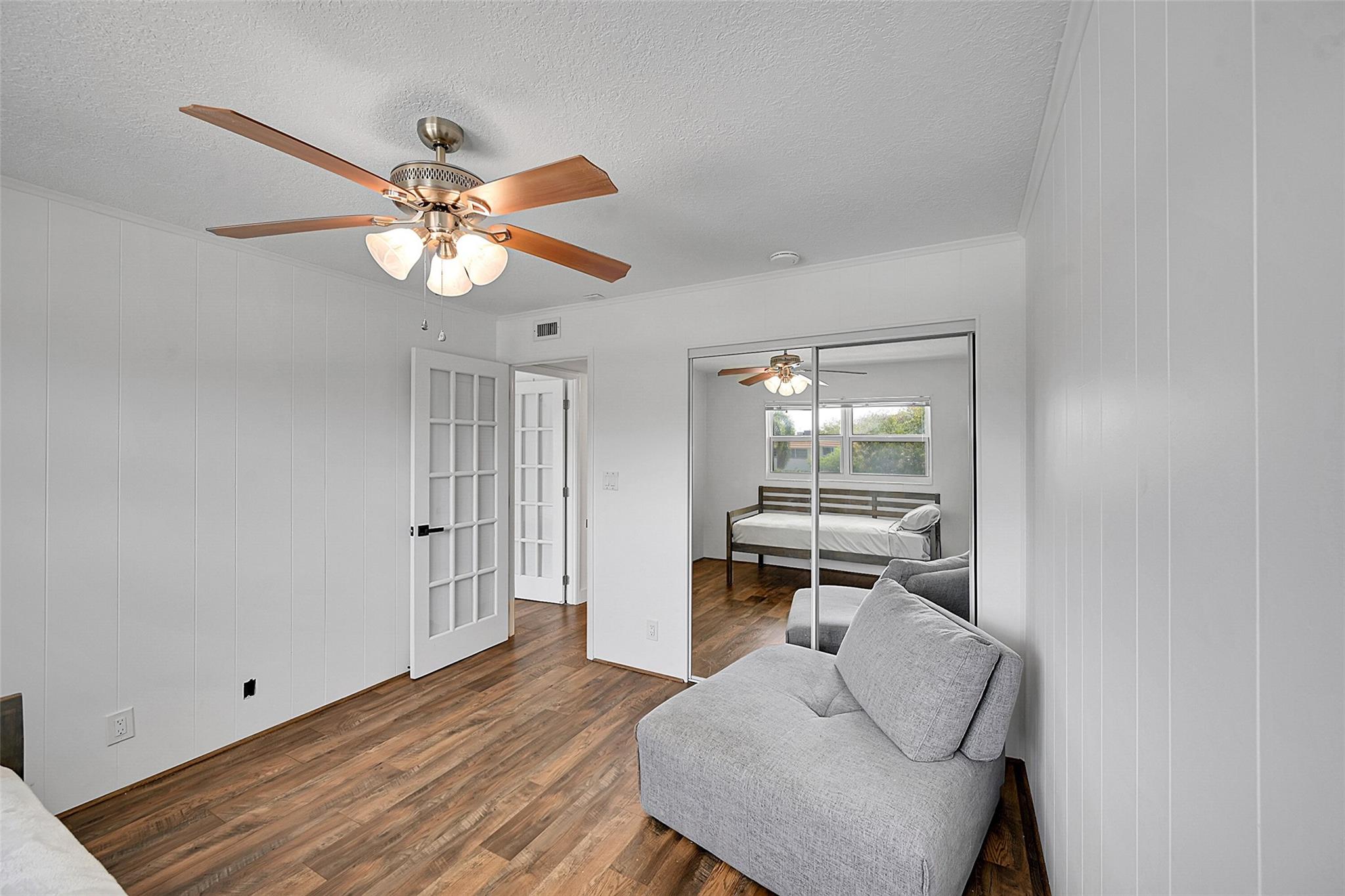 2850 NE 14th St Cswy B-203