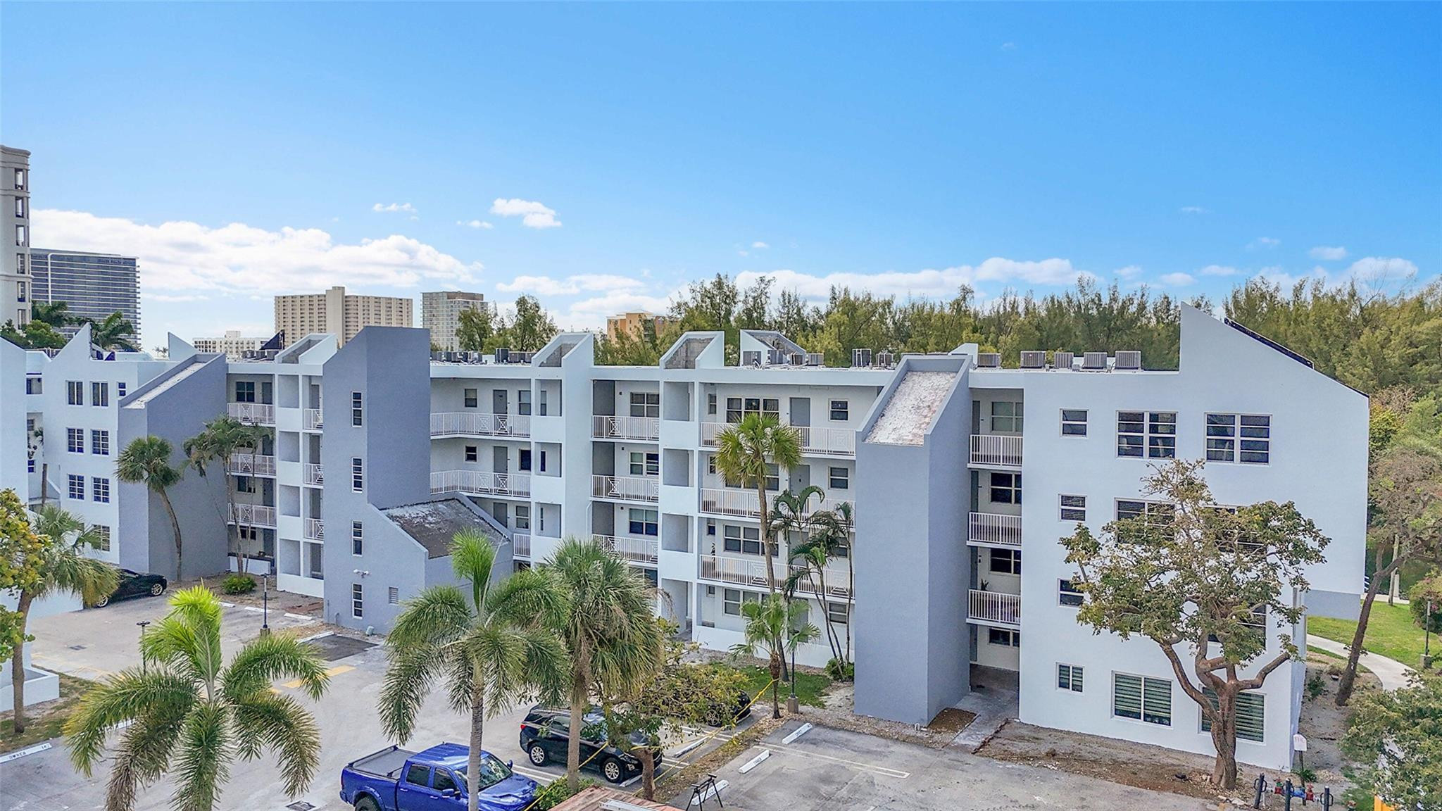 2860 NE 14th Street Cswy D401