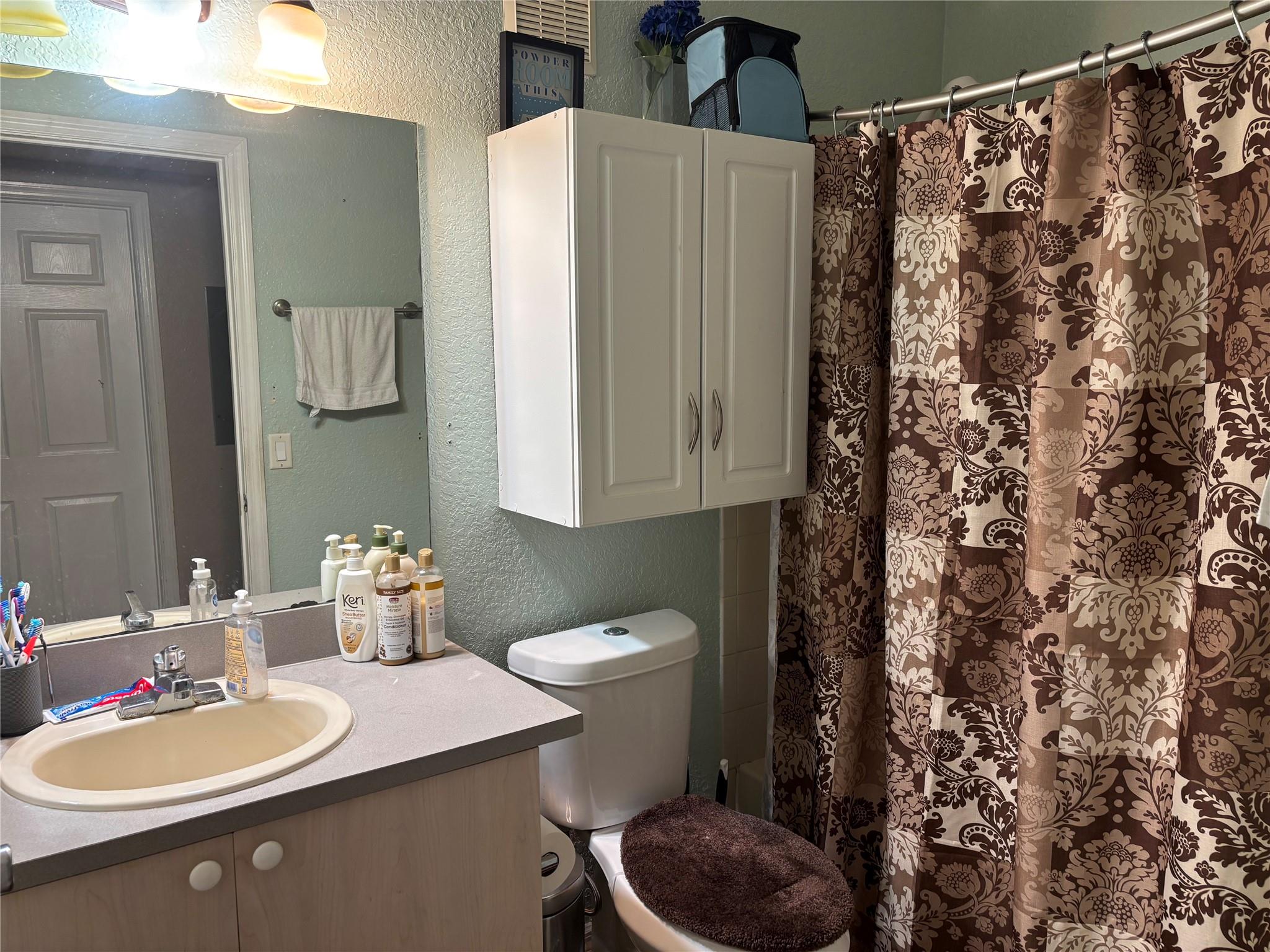 2606 Belmont Ln 2606