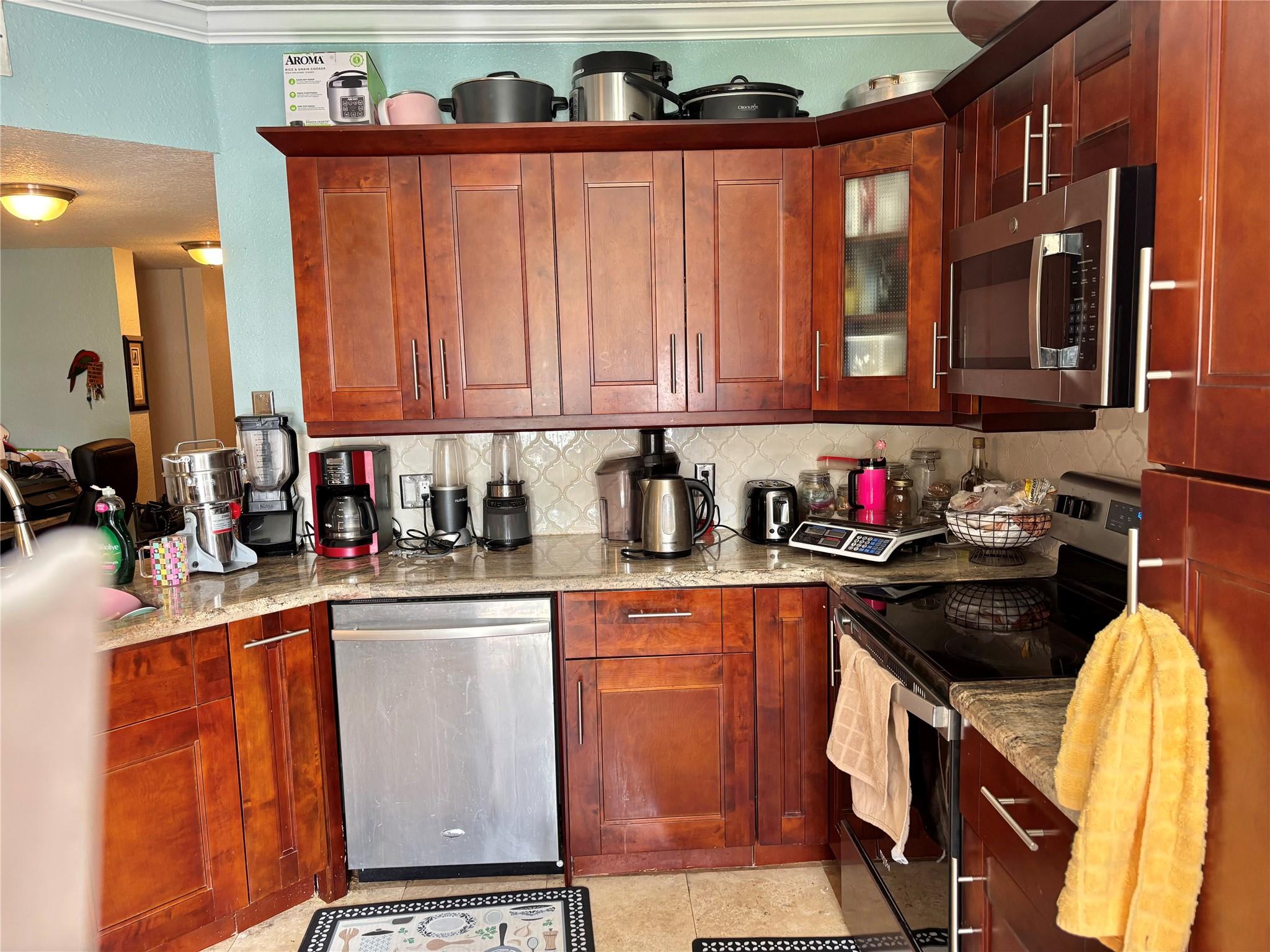 2606 Belmont Ln 2606