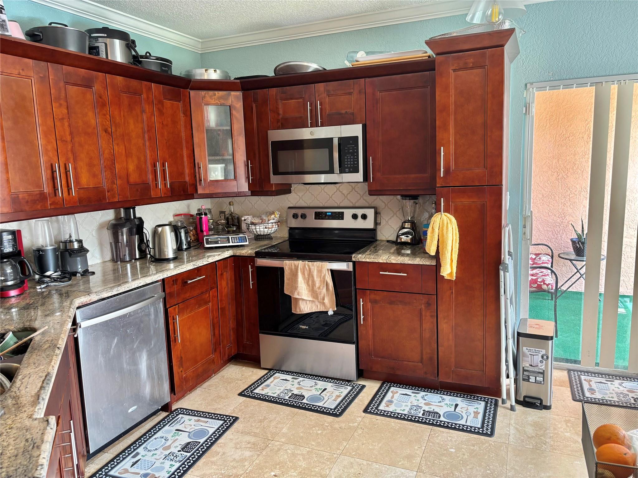 2606 Belmont Ln 2606