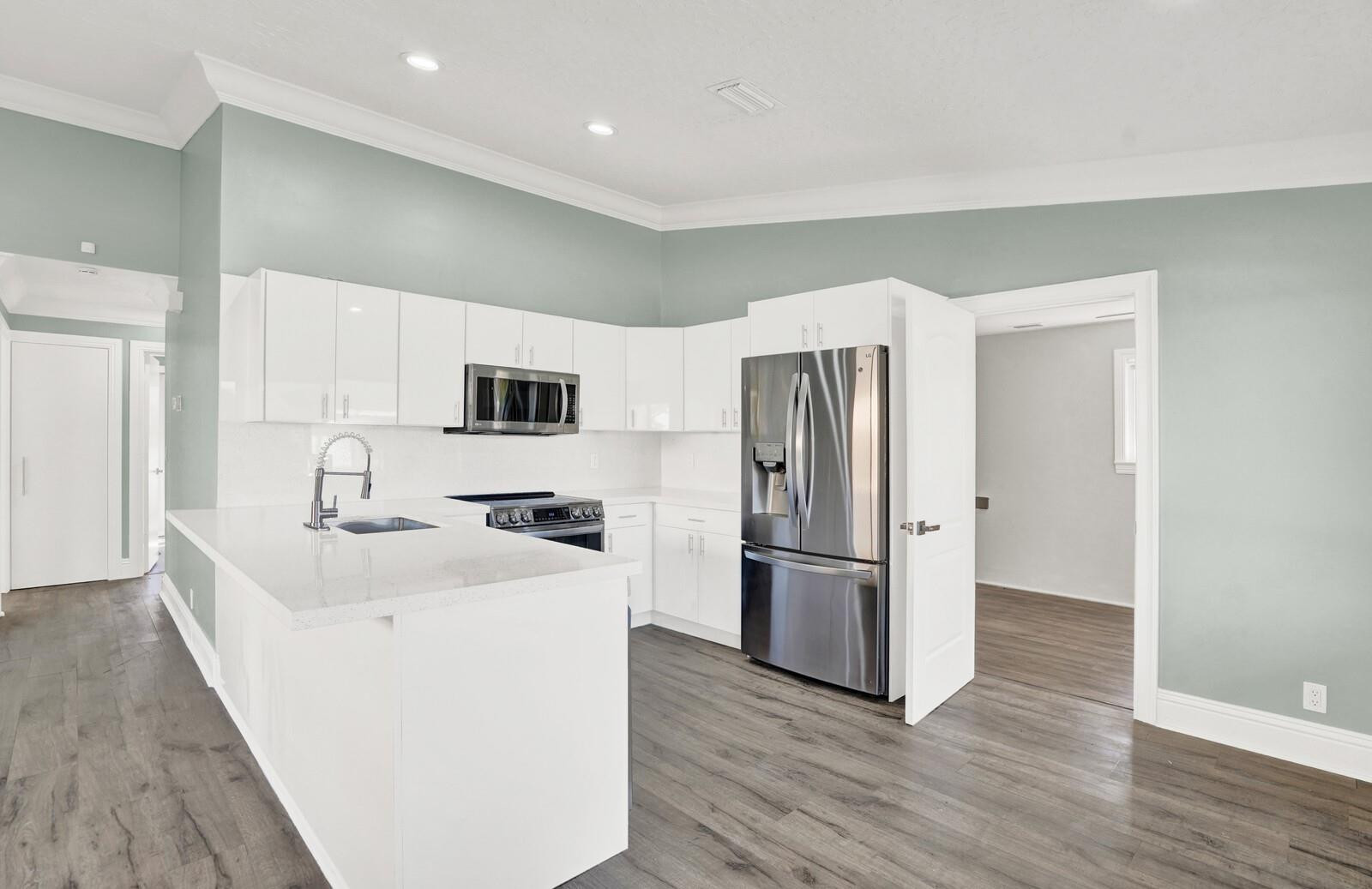 10548 Boca Entrada Blvd