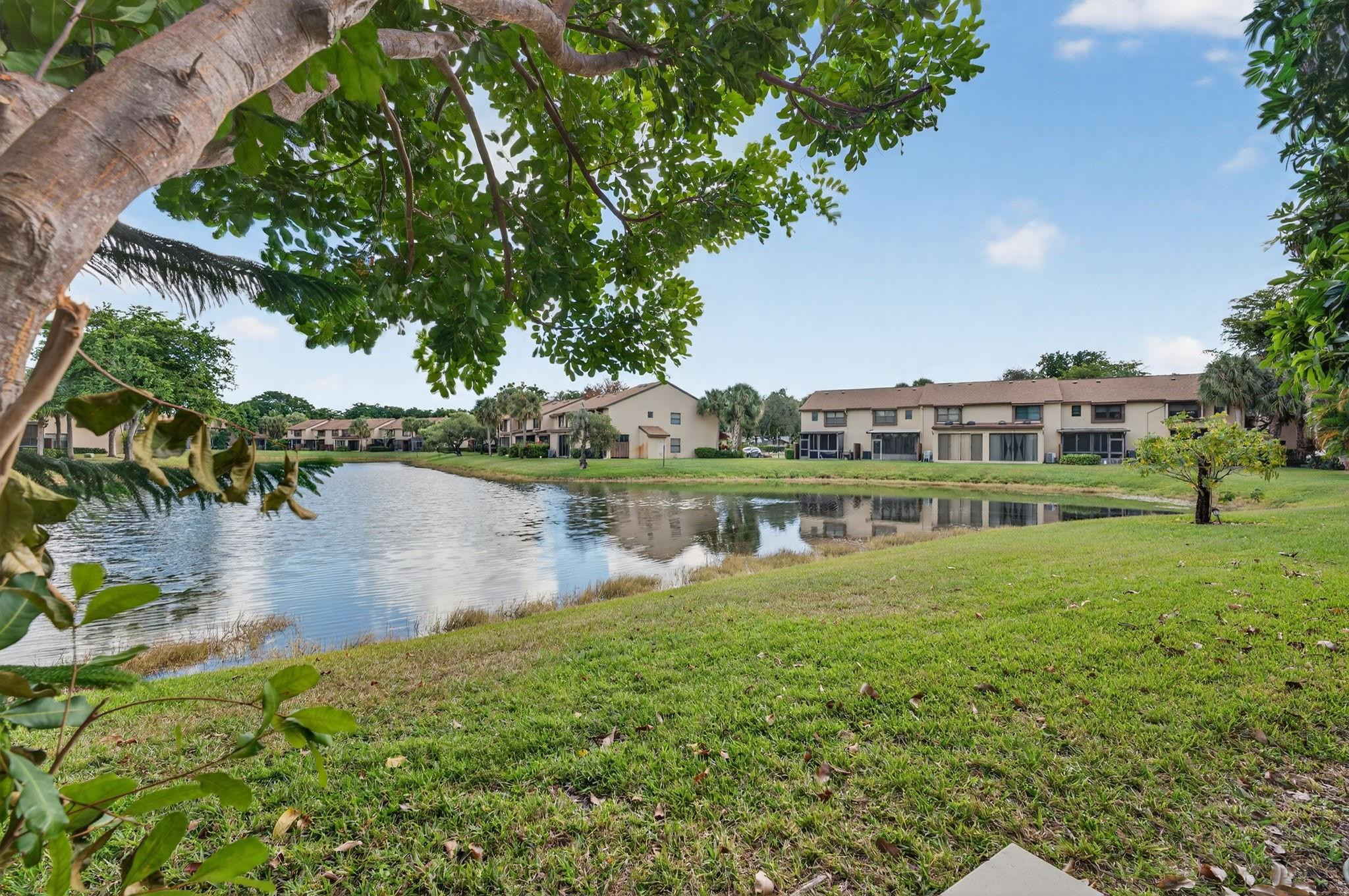 3964 Cocoplum Cir E
