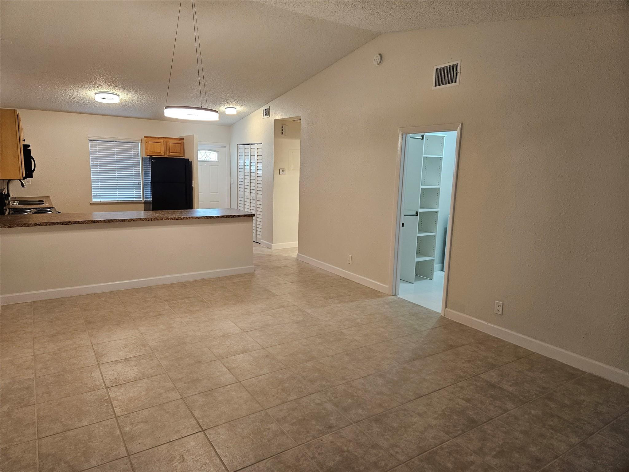4729 NW 4th Ter
