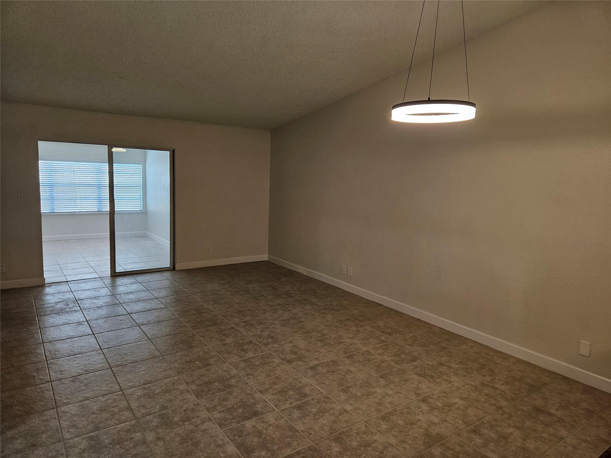 4729 NW 4th Ter