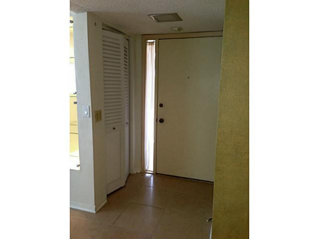 10762 La Placida Dr 305
