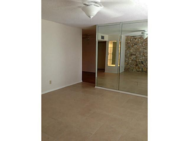 10762 La Placida Dr 305