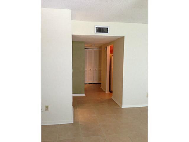 10762 La Placida Dr 305