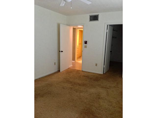 10762 La Placida Dr 305