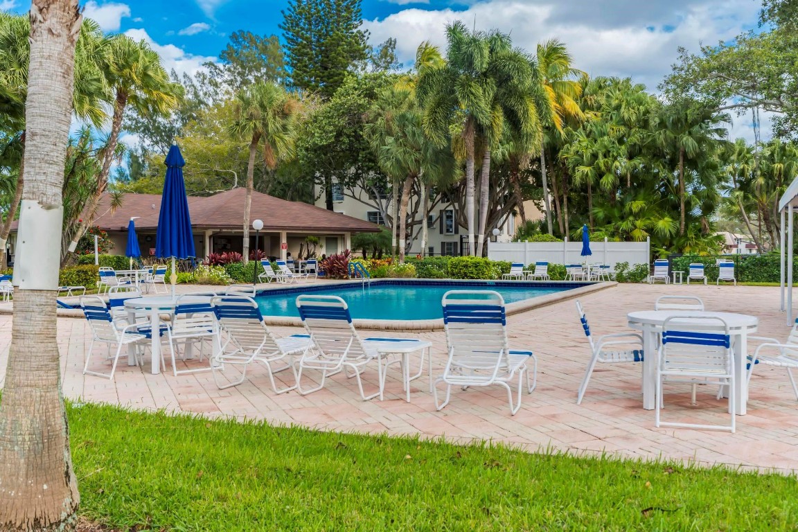 2951 S Palm Aire Dr 202