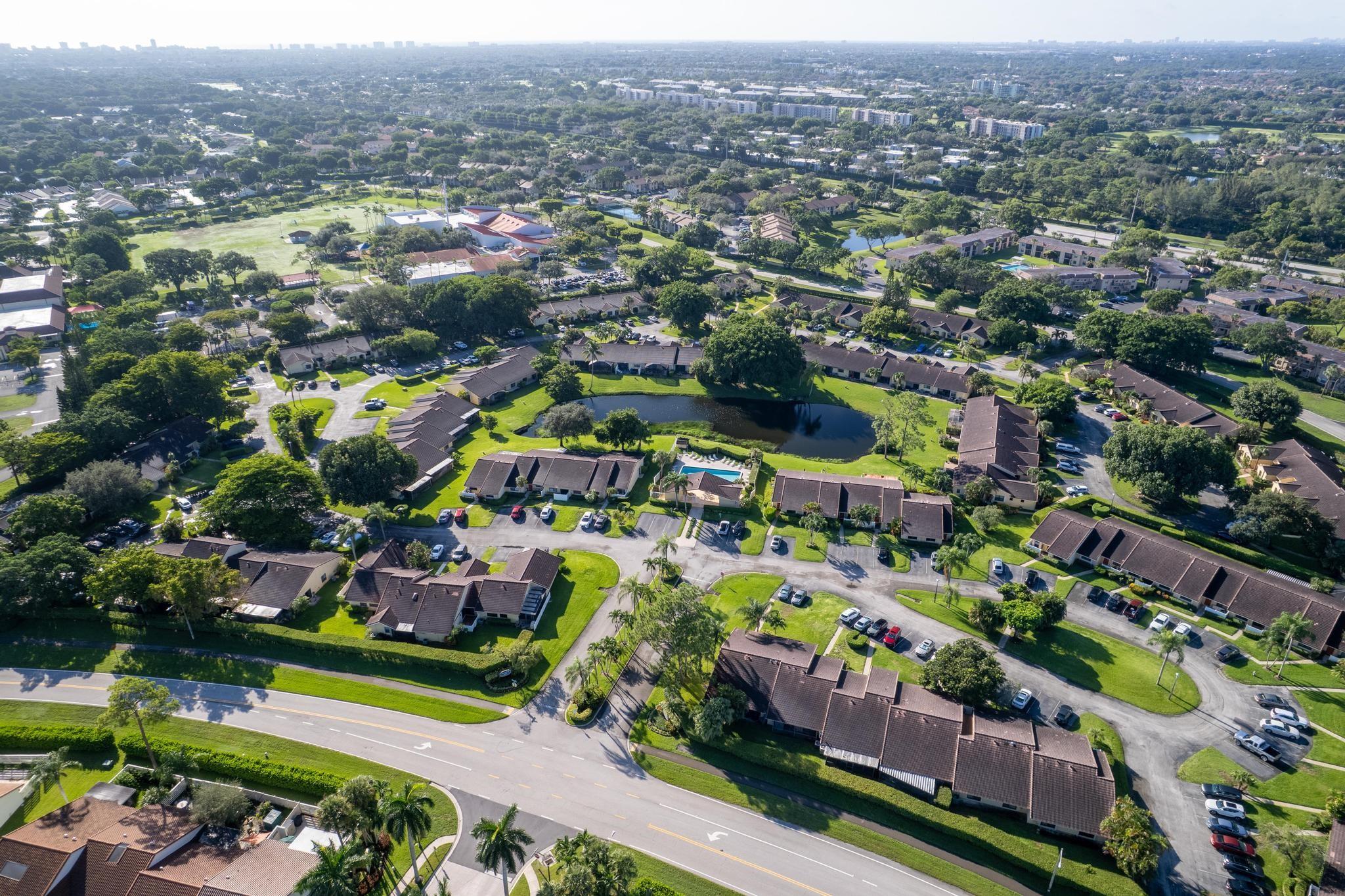 6734 Bridlewood Ct 6734