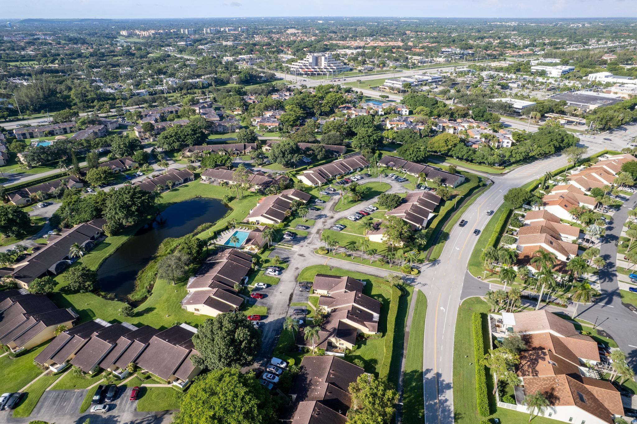 6734 Bridlewood Ct 6734