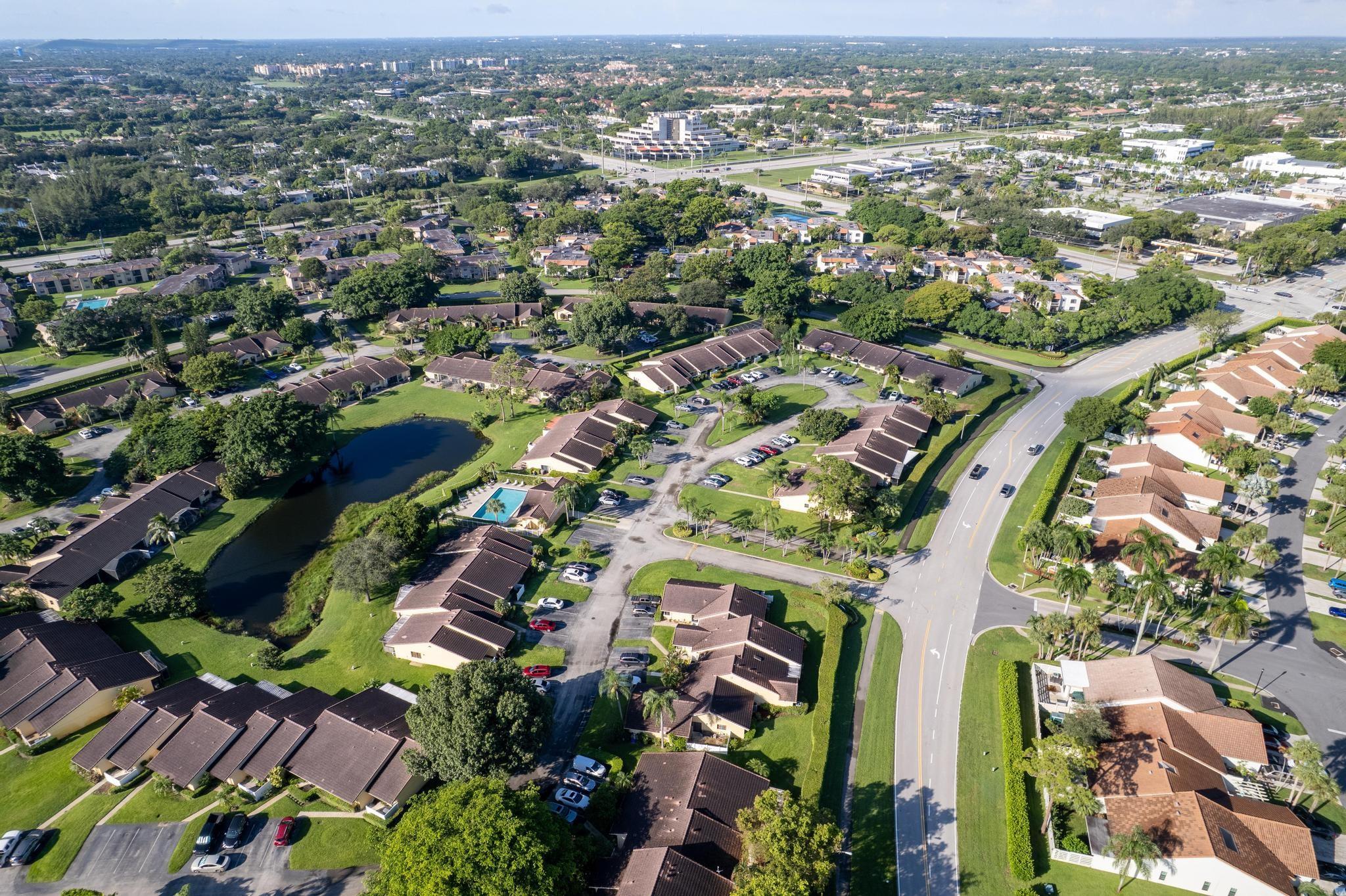 6734 Bridlewood Ct 6734