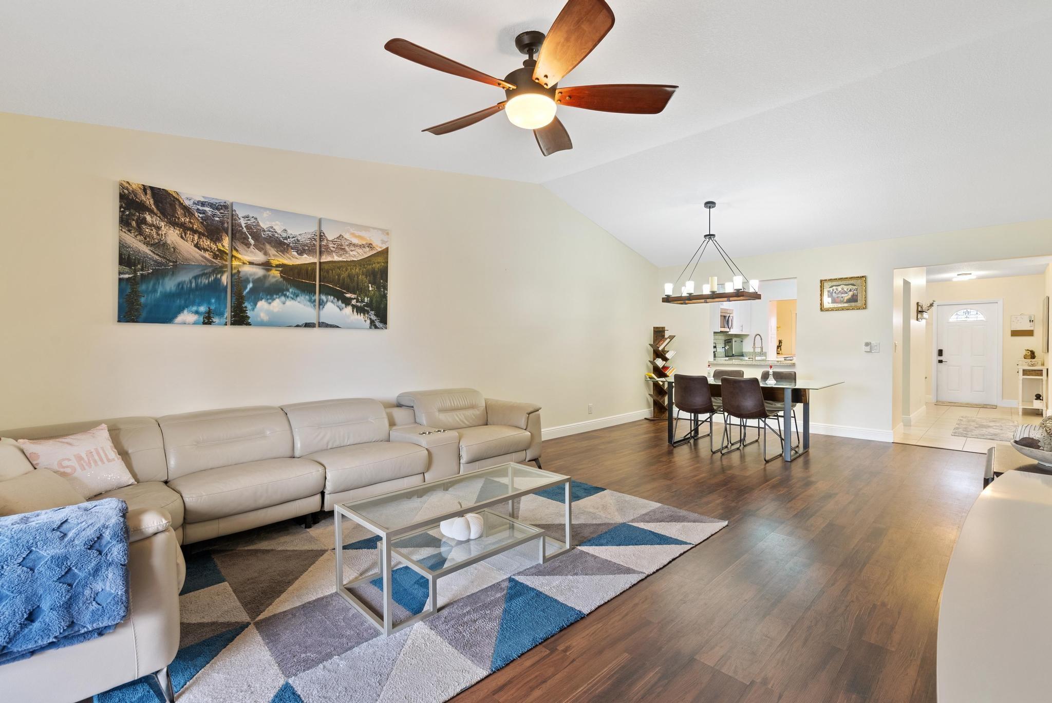 6734 Bridlewood Ct 6734