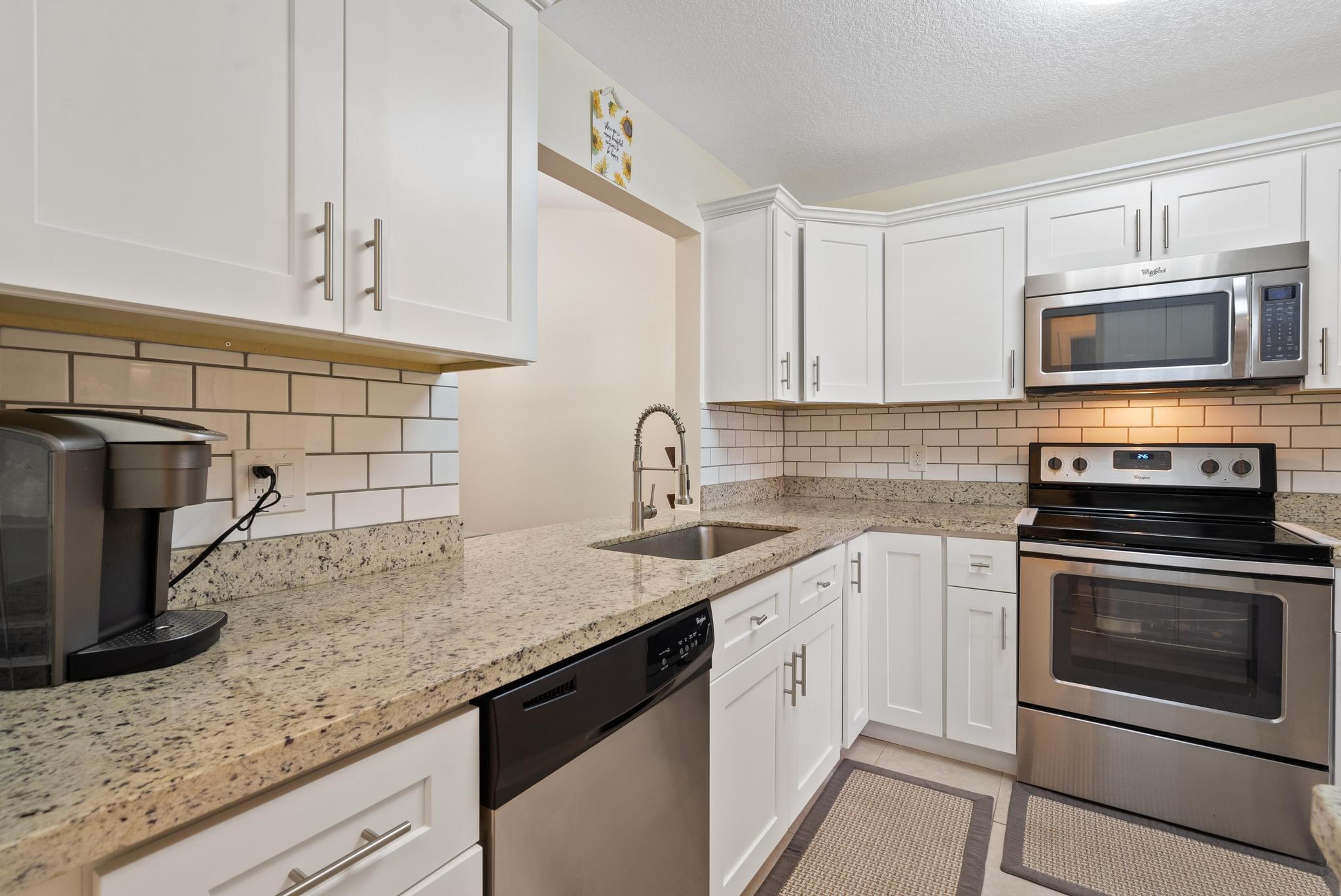 6734 Bridlewood Ct 6734