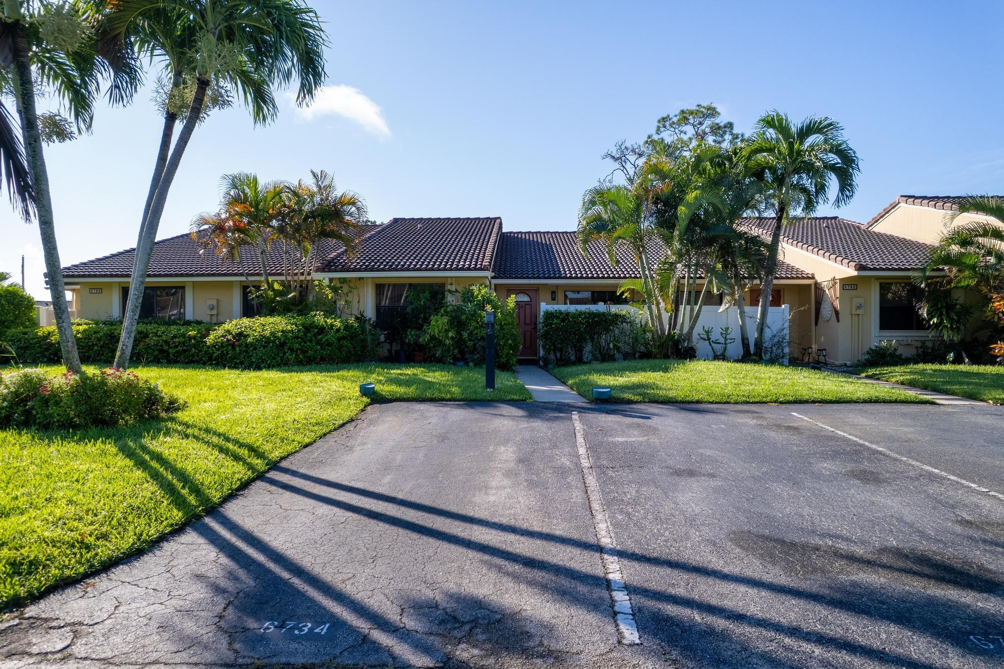 6734 Bridlewood Ct 6734