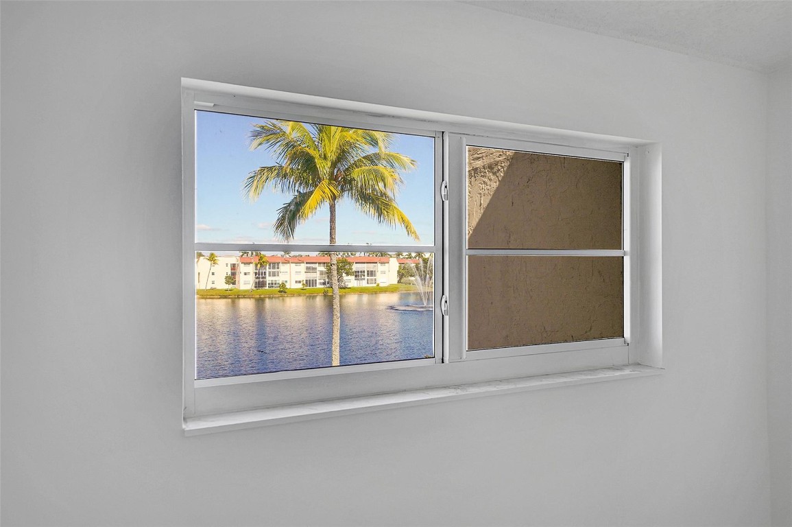 2851 E Sunrise Lakes Dr 307