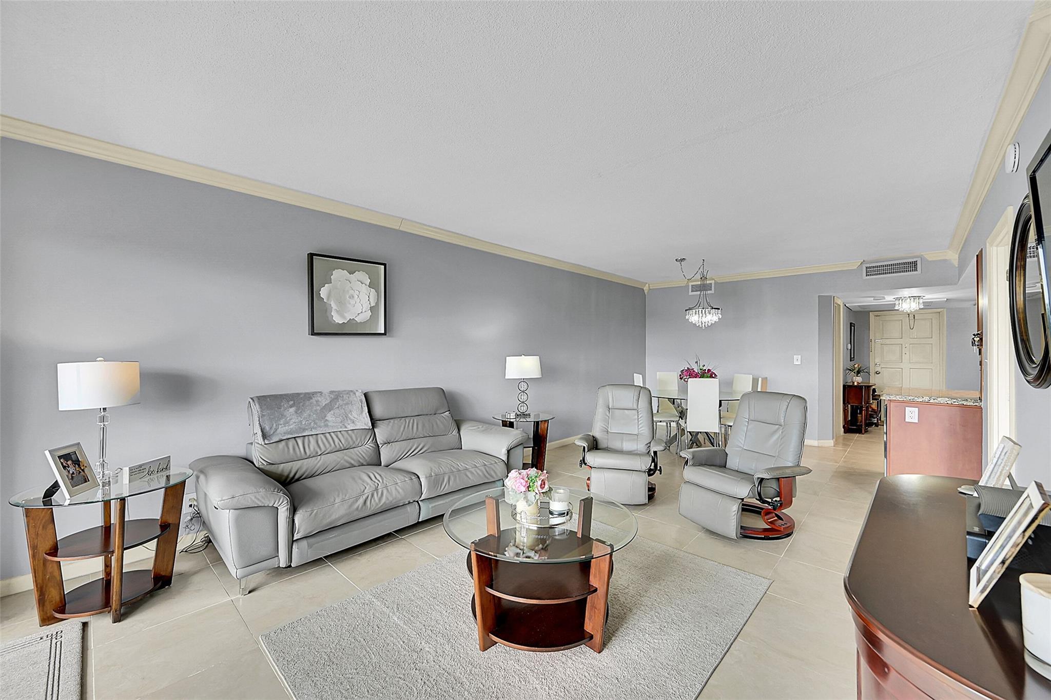 3100 N Palm Aire Dr 606