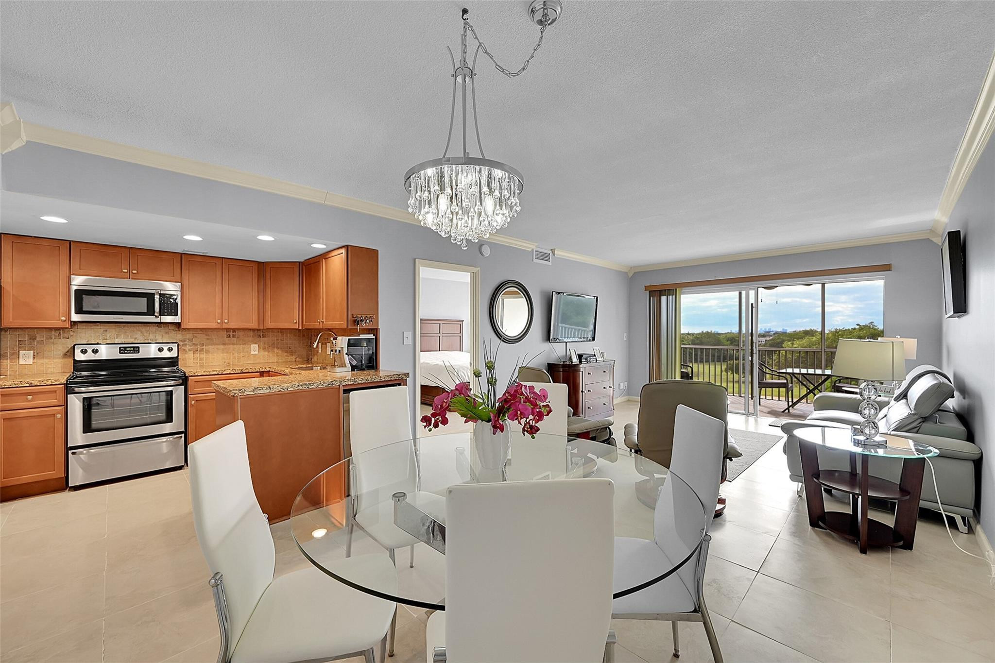 3100 N Palm Aire Dr 606