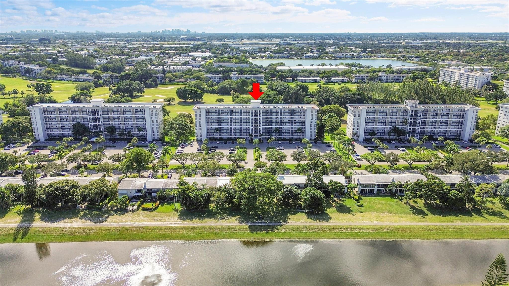 3100 N Palm Aire Dr 606