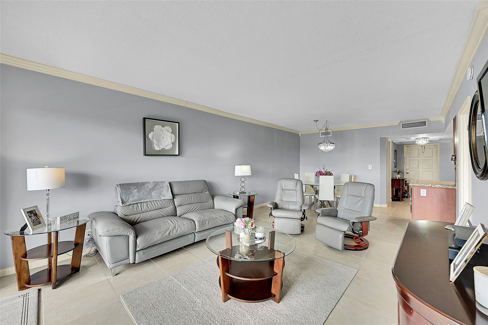 3100 N Palm Aire Dr 606