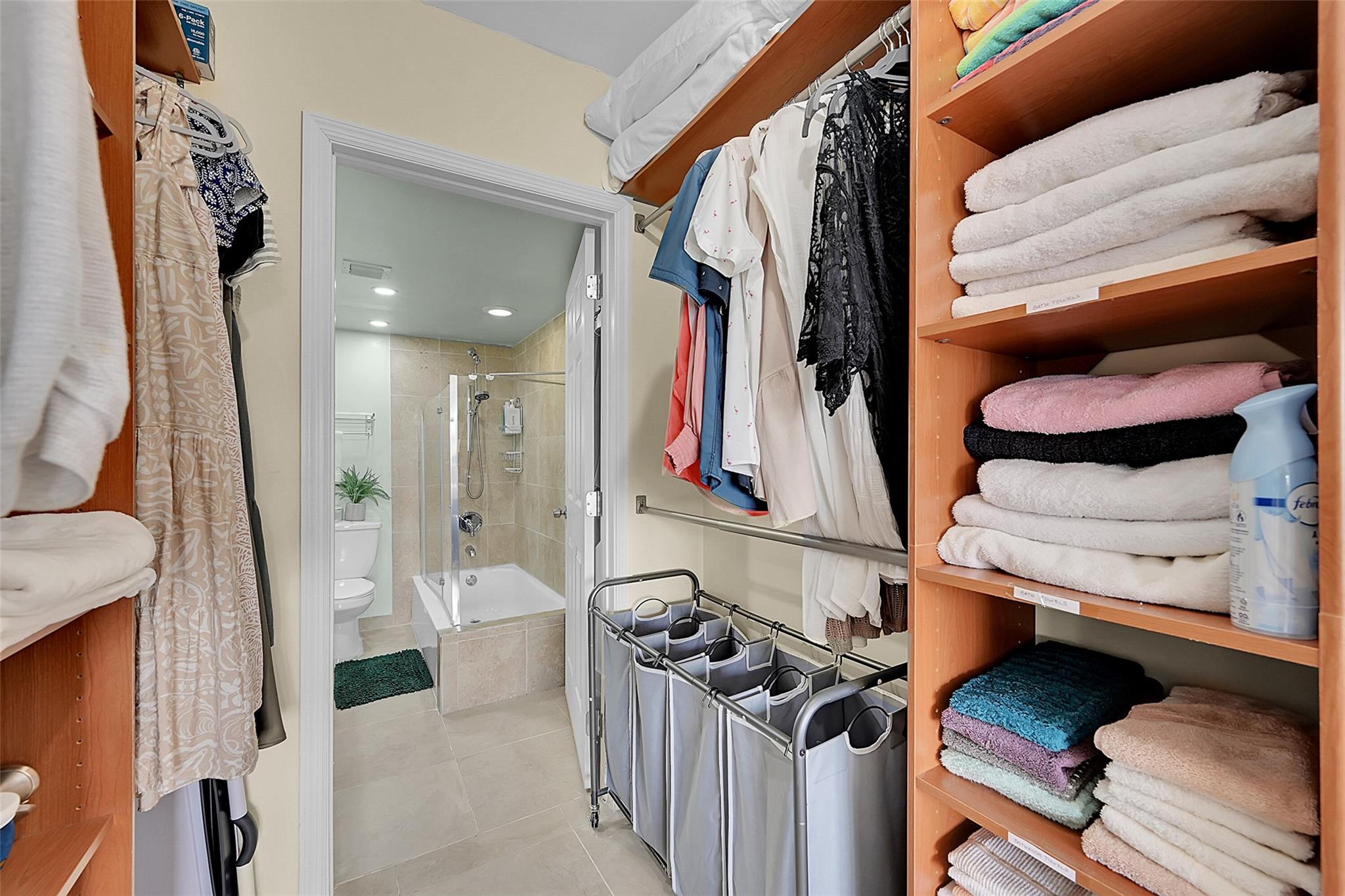 3100 N Palm Aire Dr 606