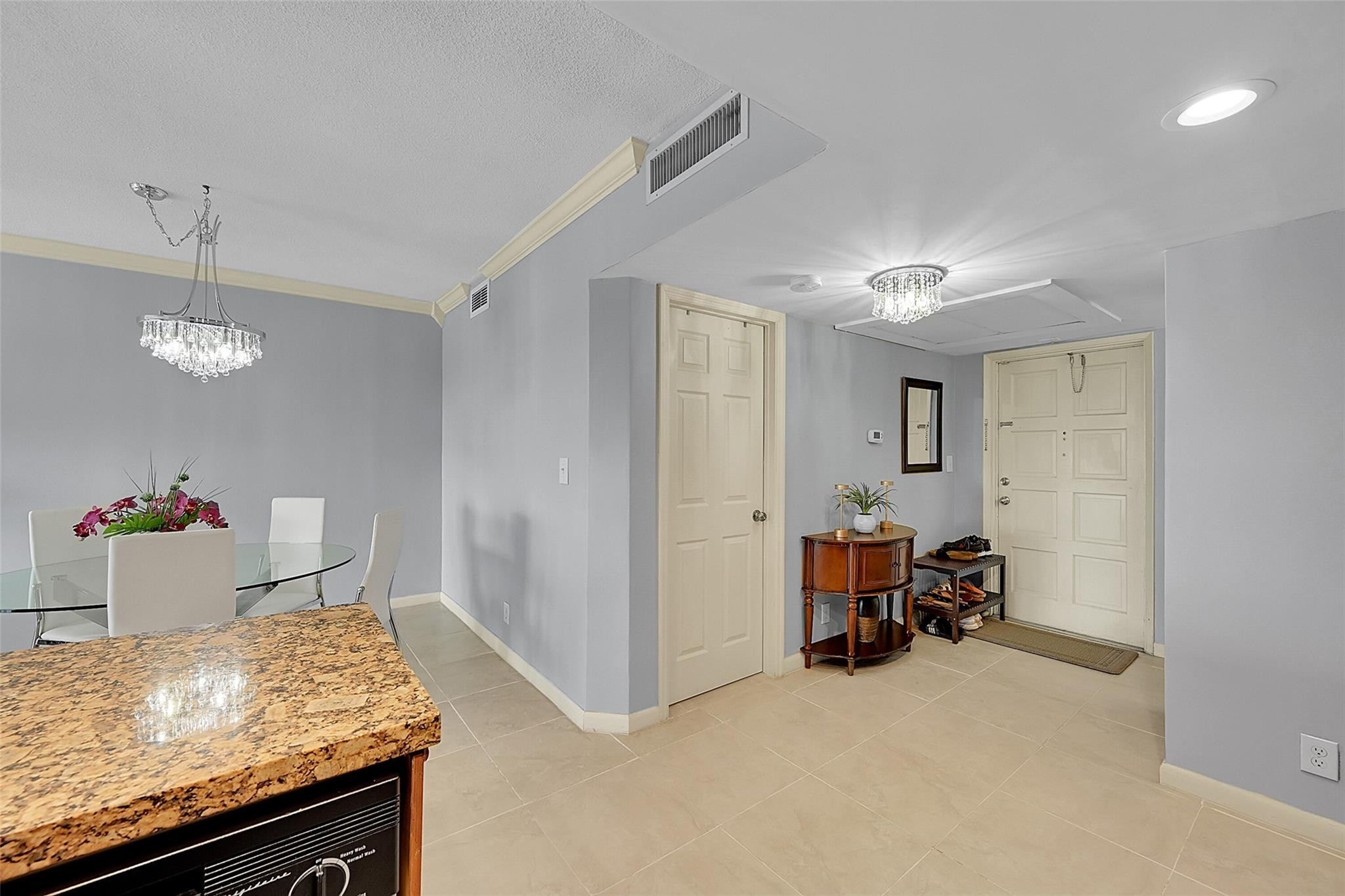 3100 N Palm Aire Dr 606