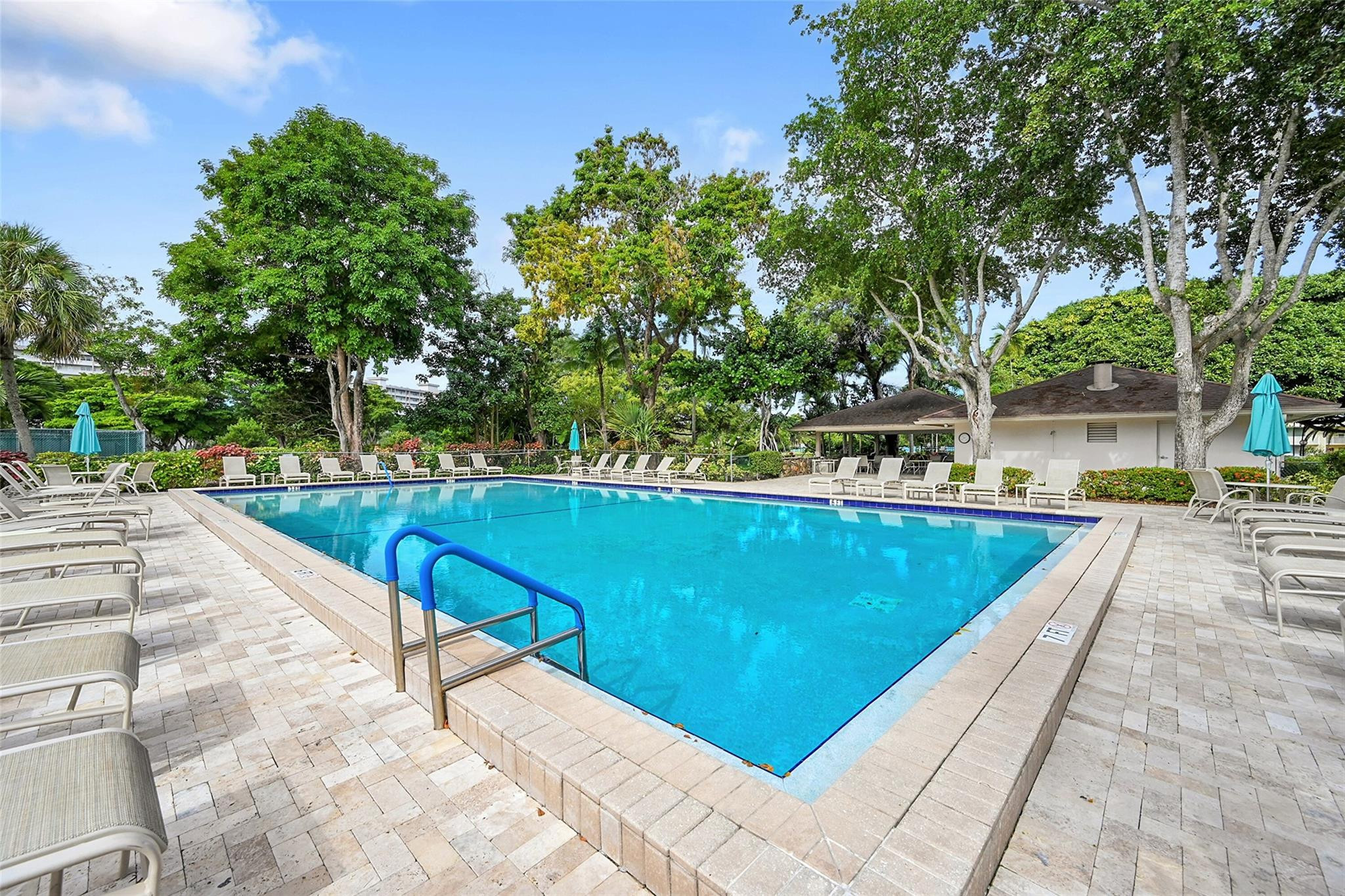 3100 N Palm Aire Dr 606