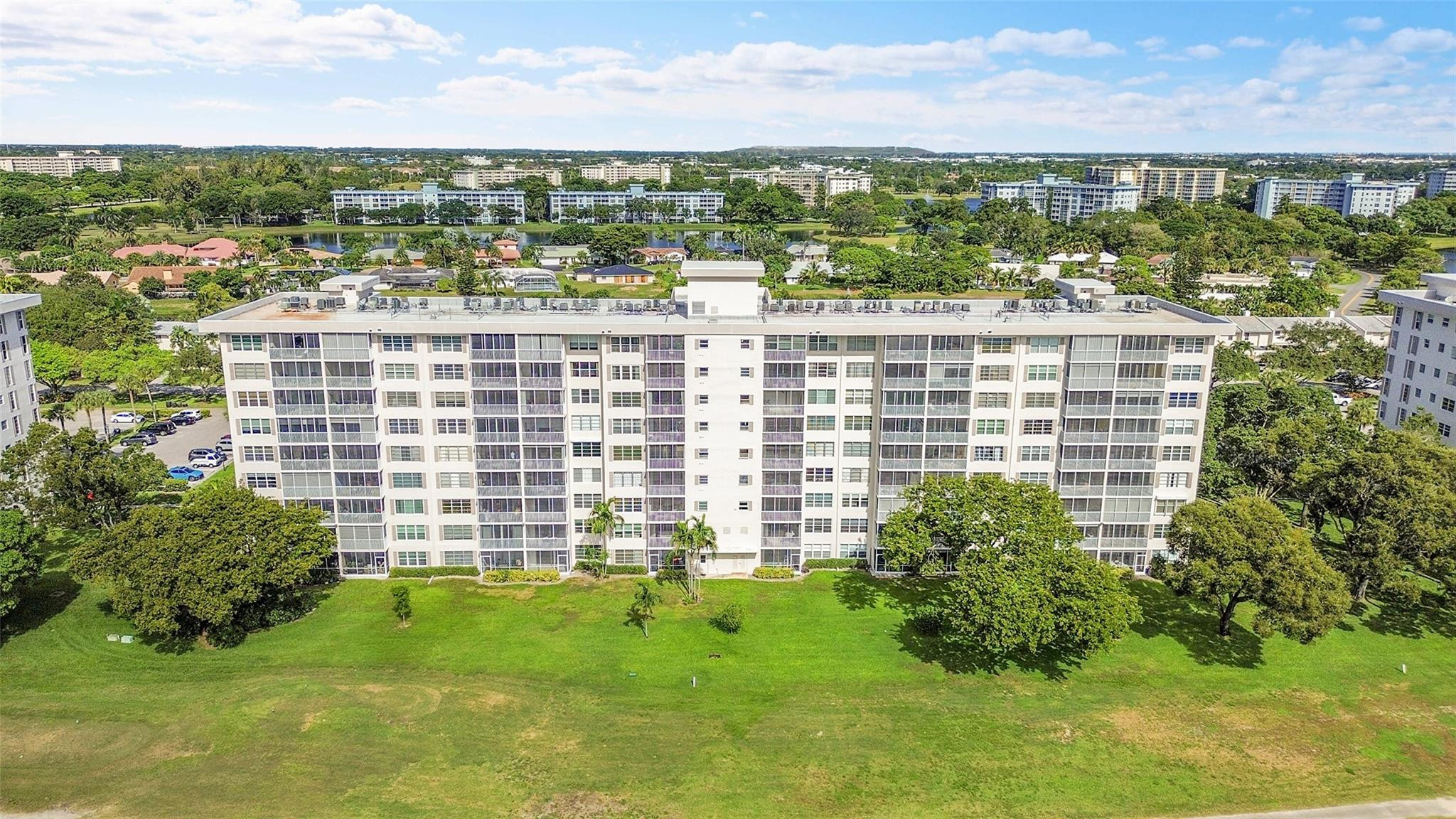 3100 N Palm Aire Dr 606