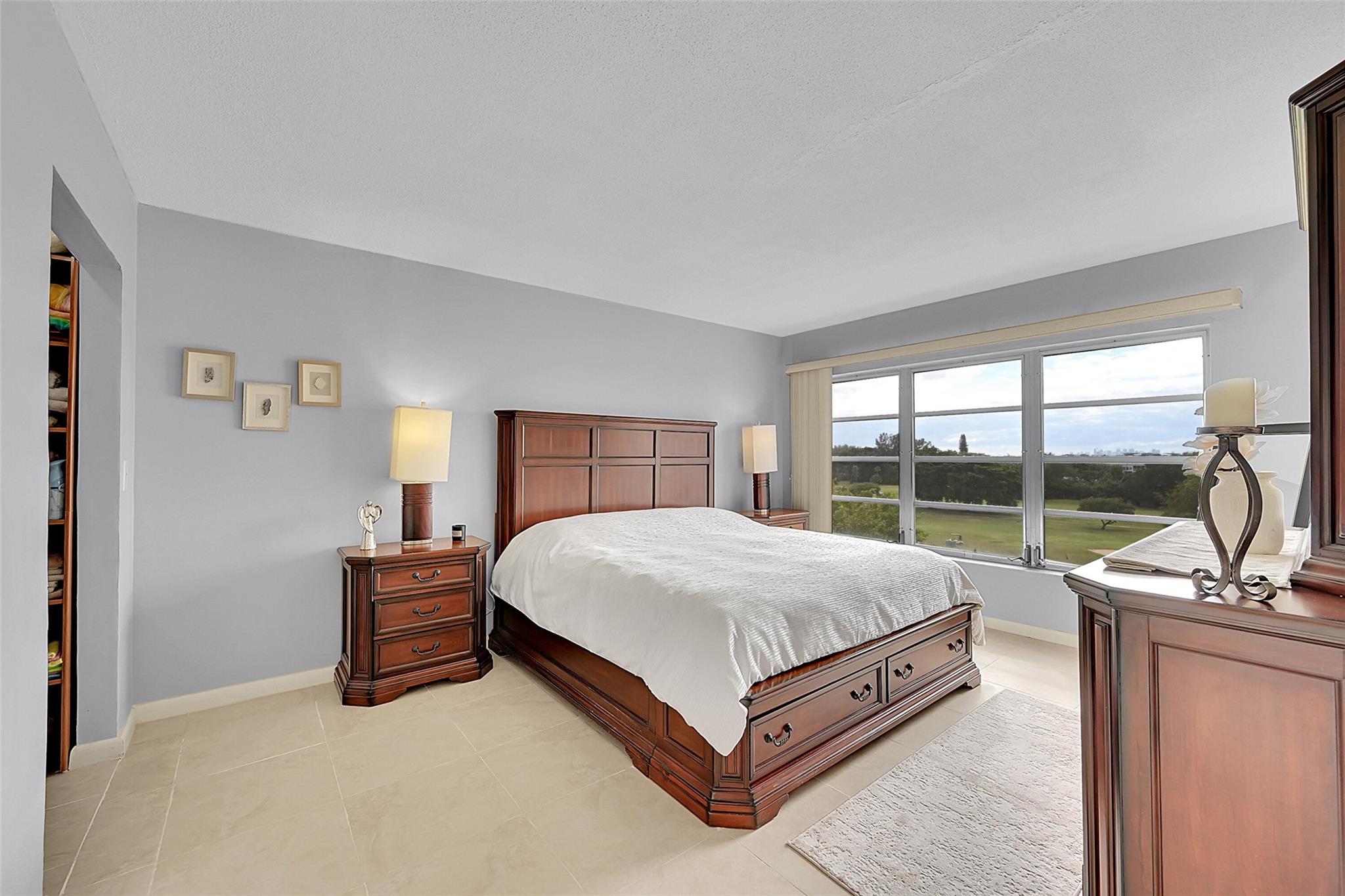 3100 N Palm Aire Dr 606