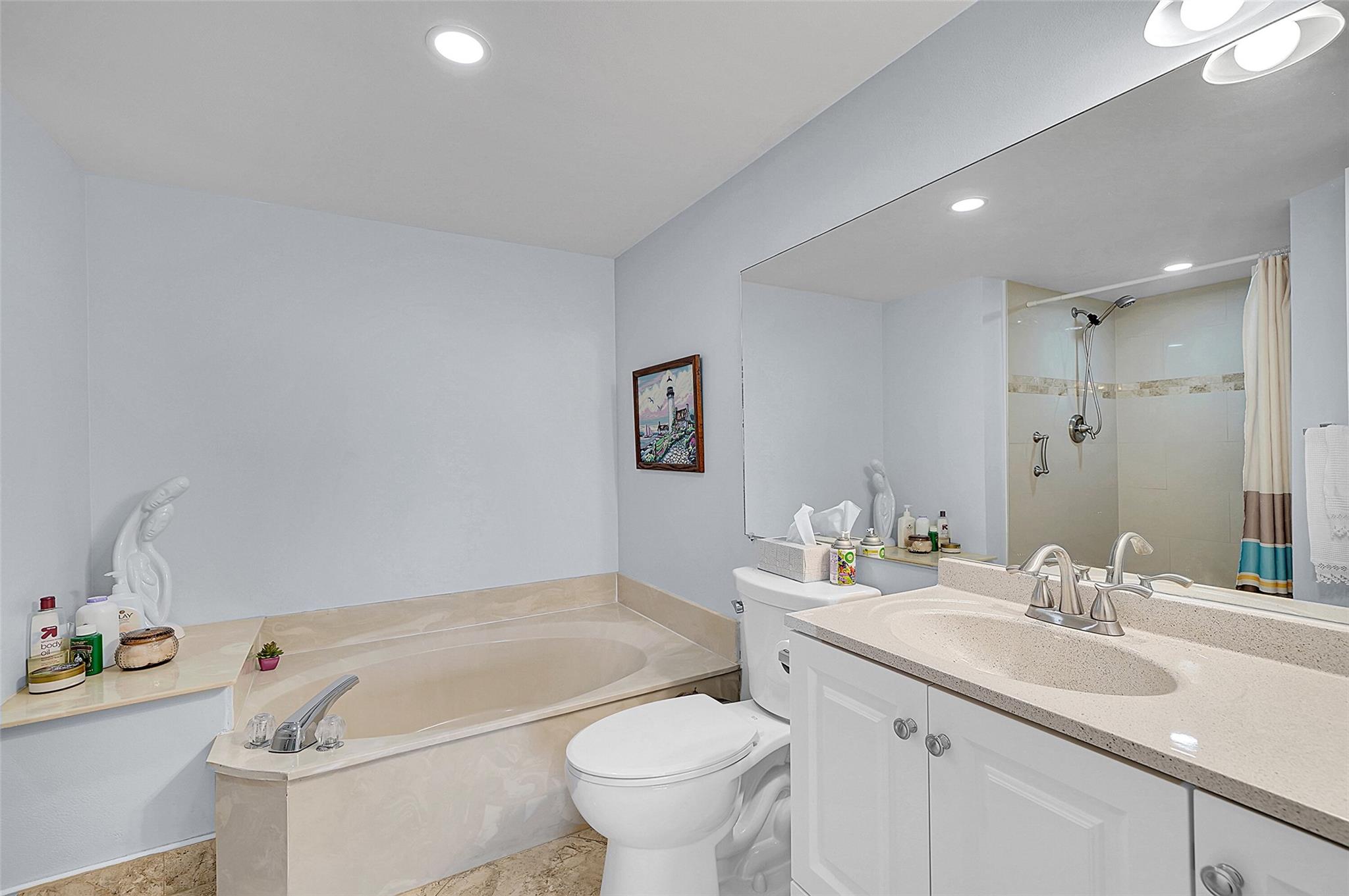 2521 NW 104th Ave 402