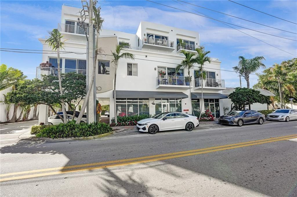110 SE 2nd St 402