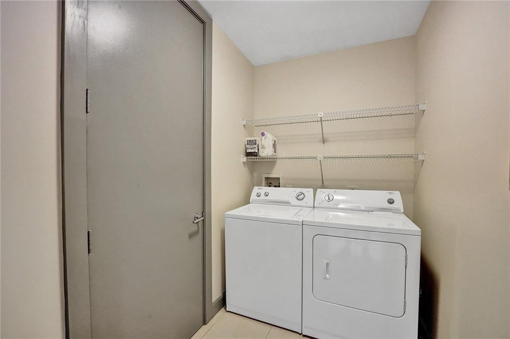110 SE 2nd St 402