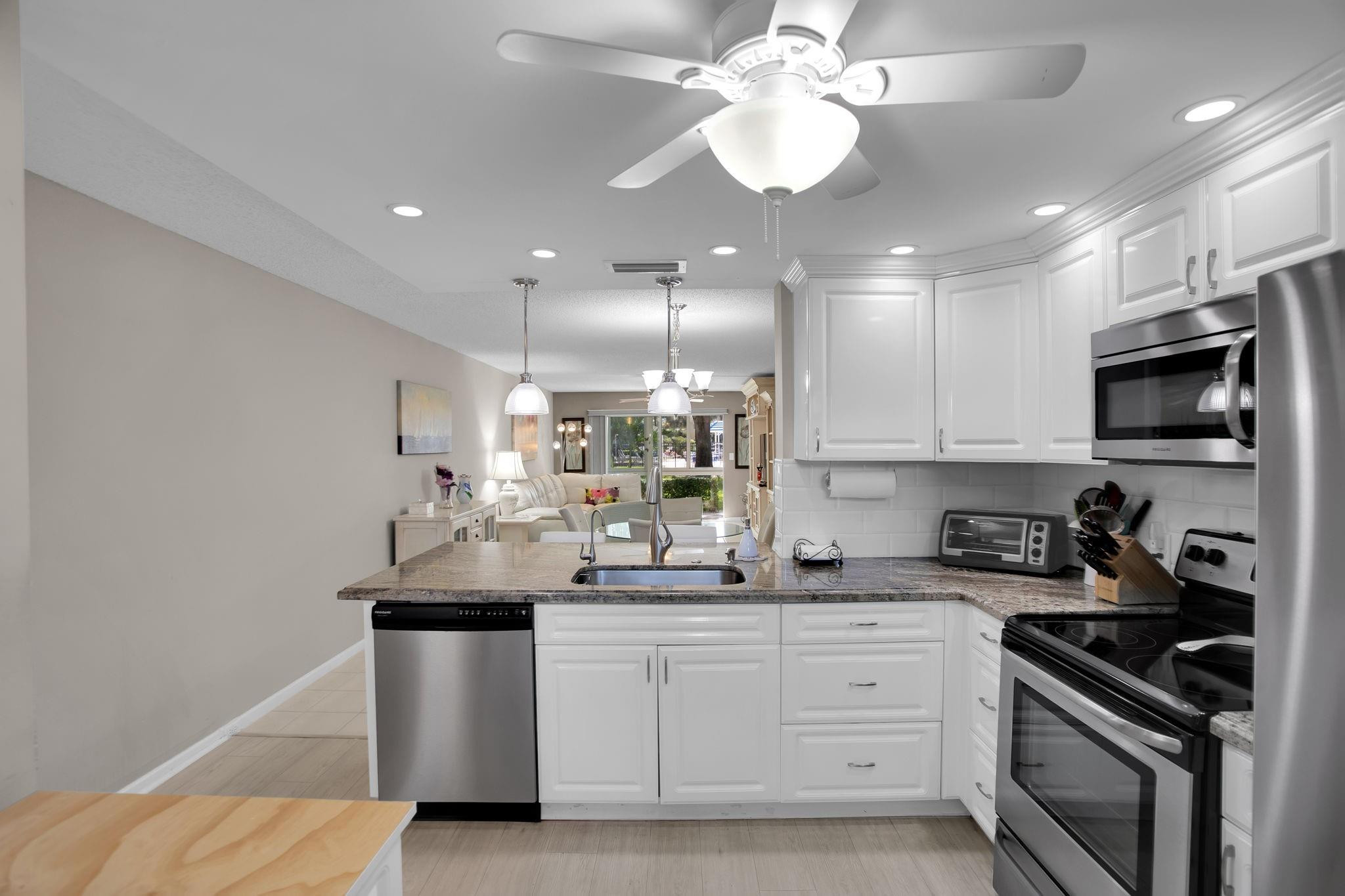 3001 Portofino Isle L1