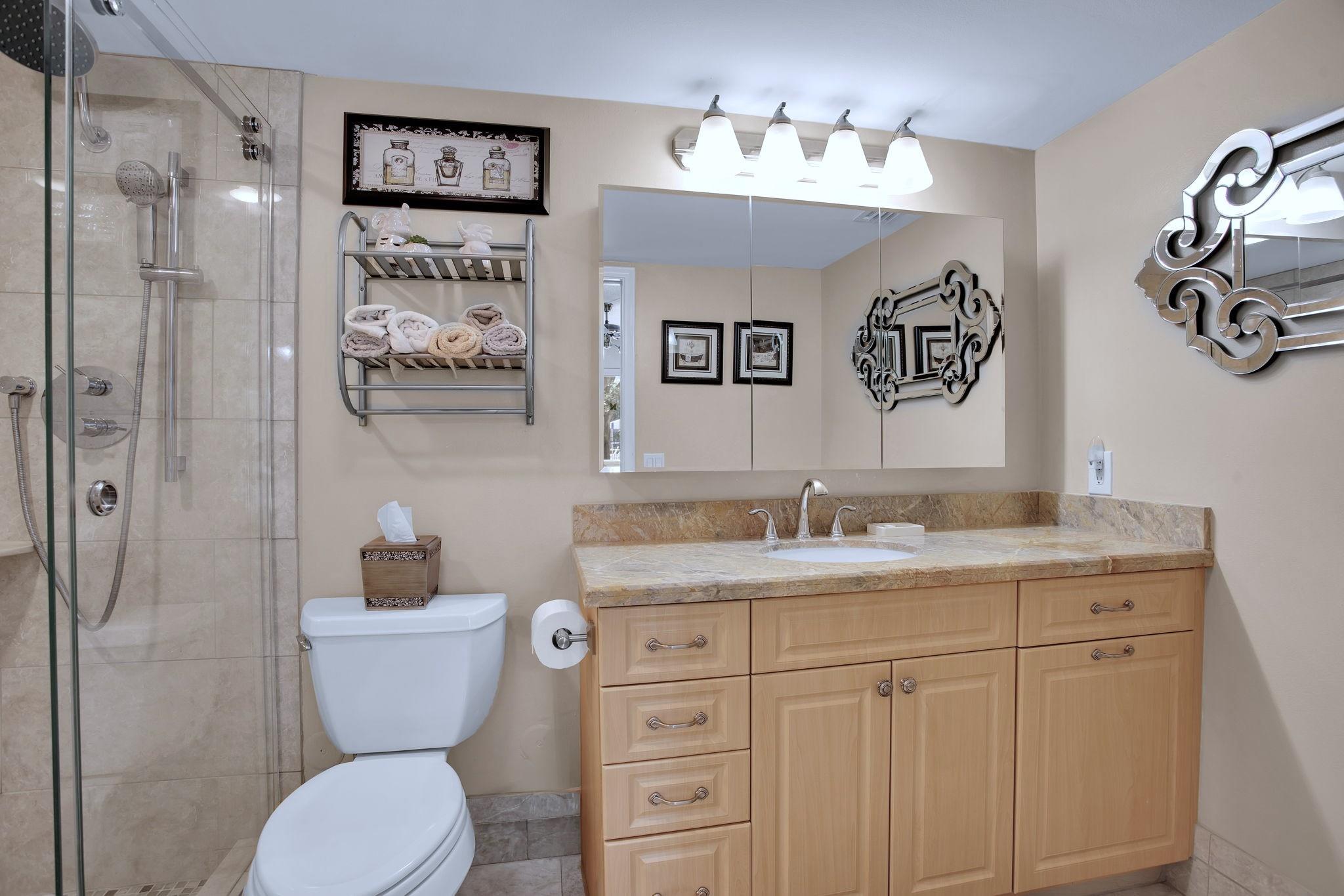 3001 Portofino Isle L1