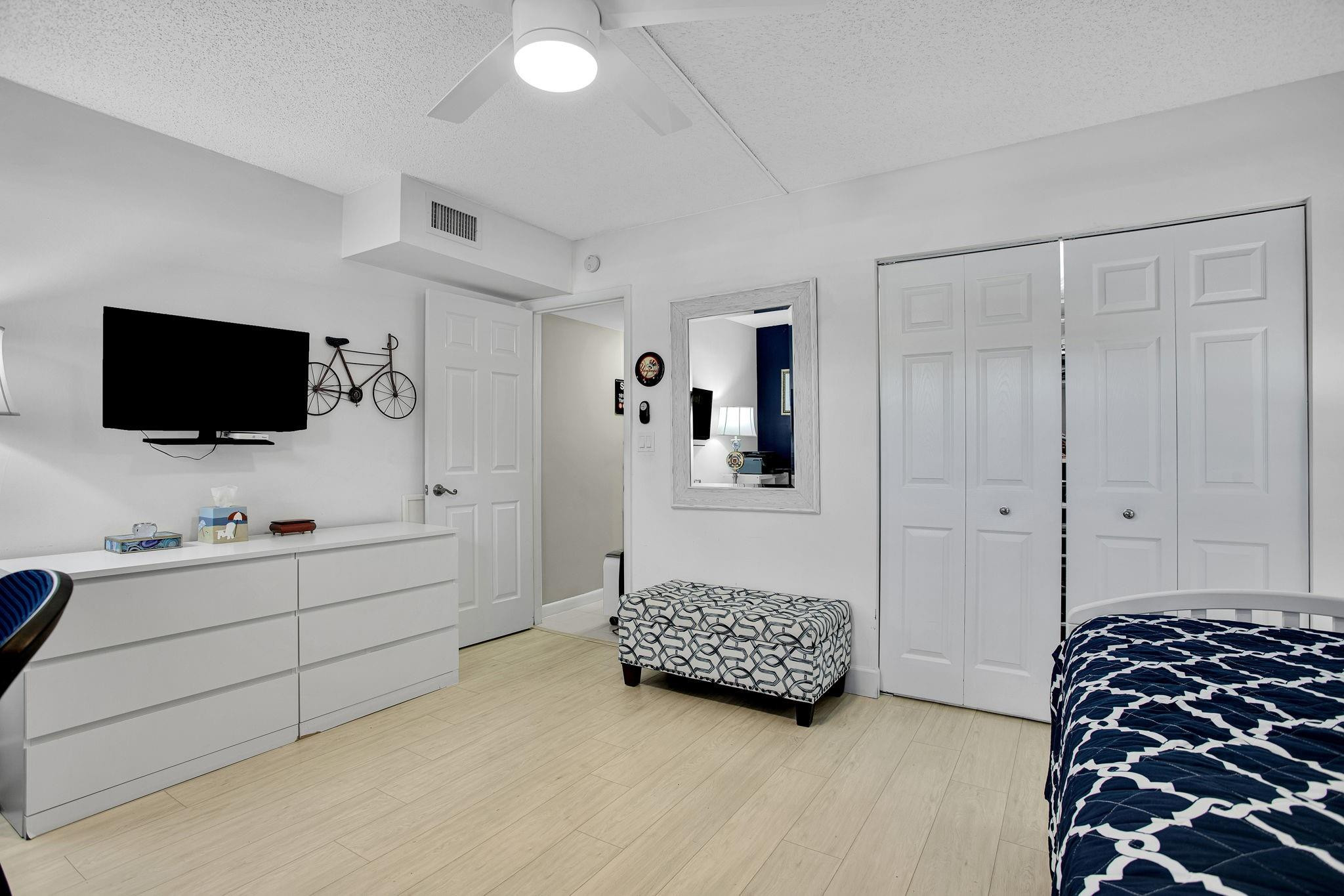 3001 Portofino Isle L1