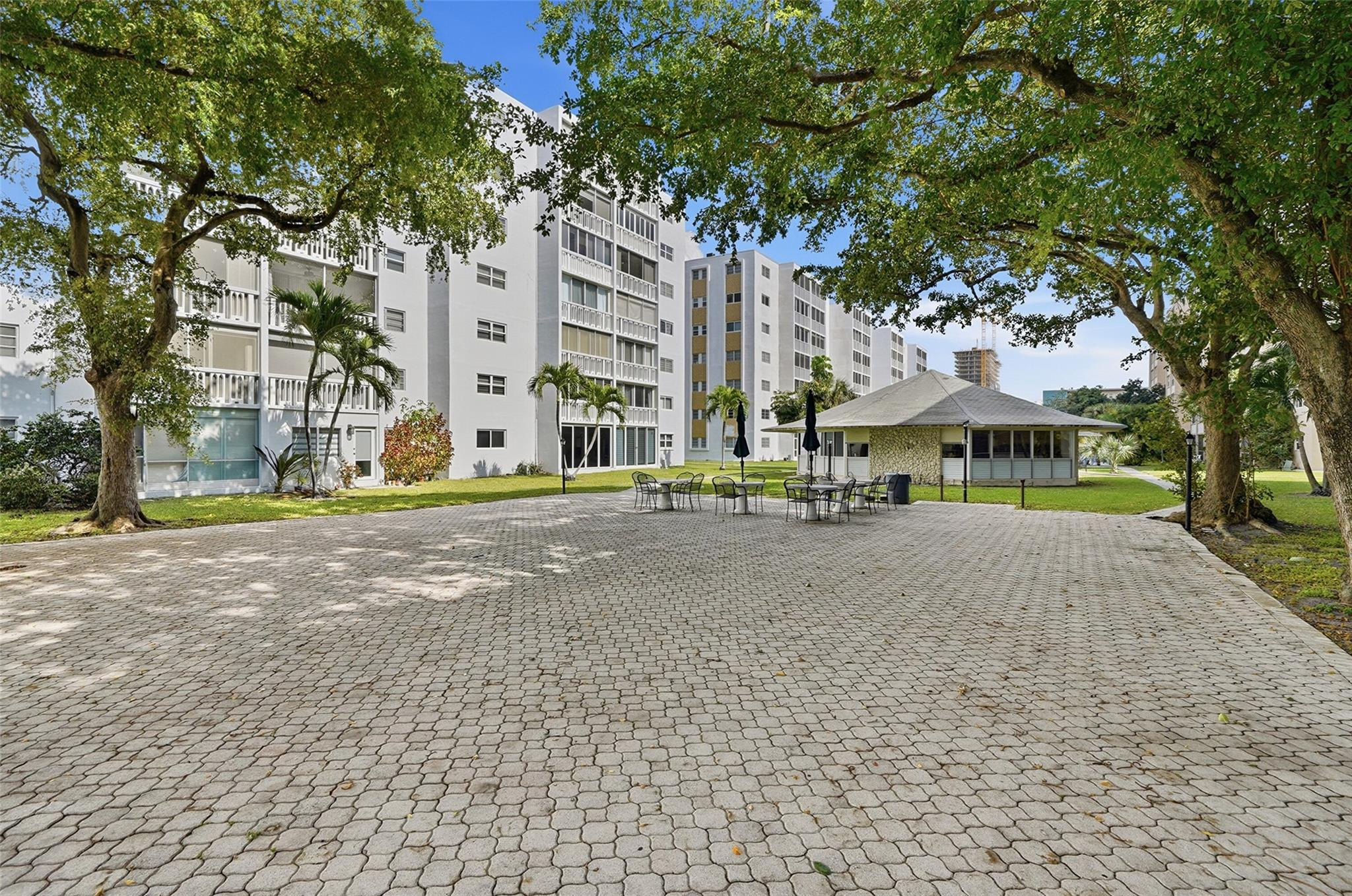 320 NE 12th Ave 503
