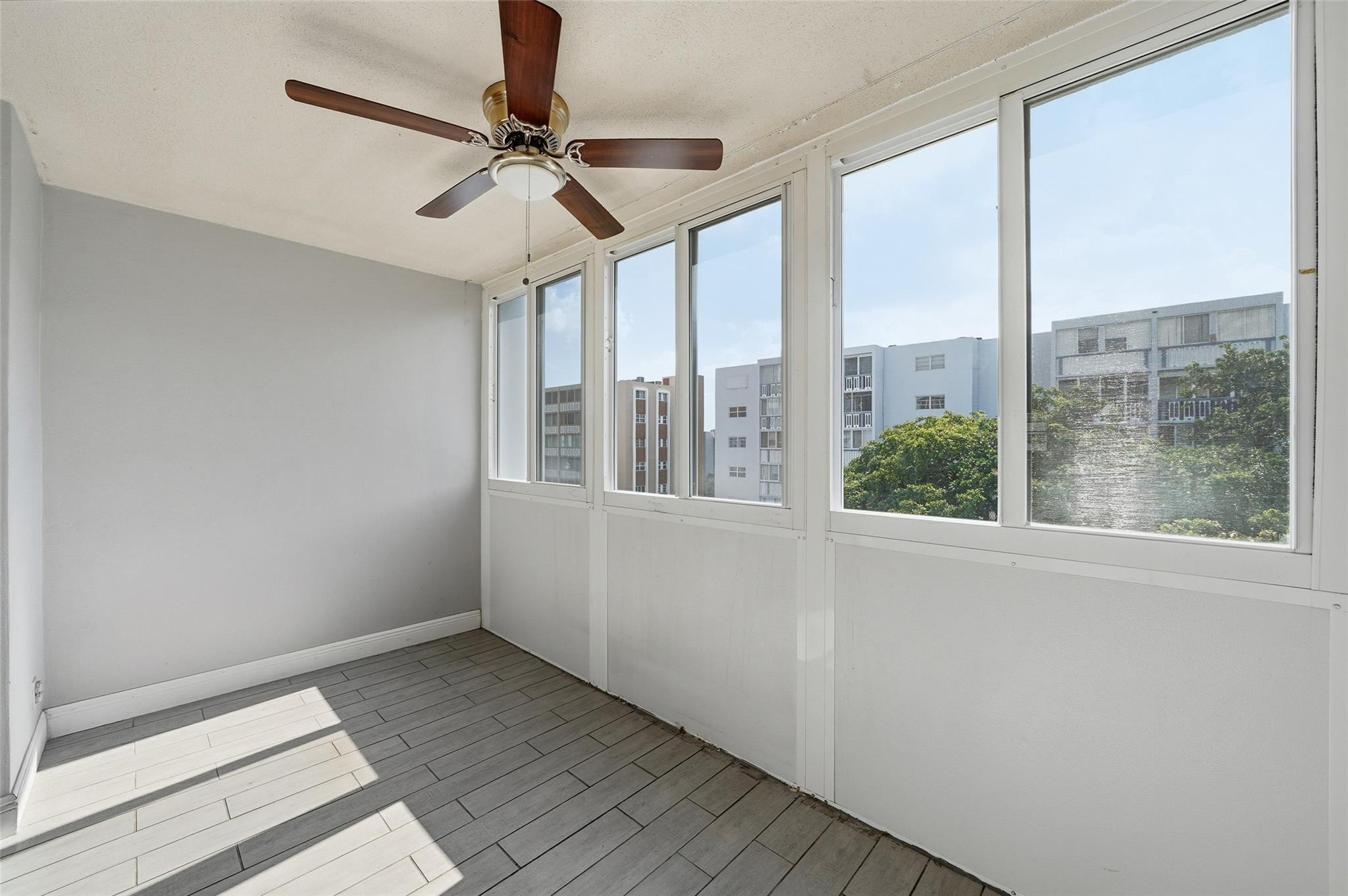 320 NE 12th Ave 503