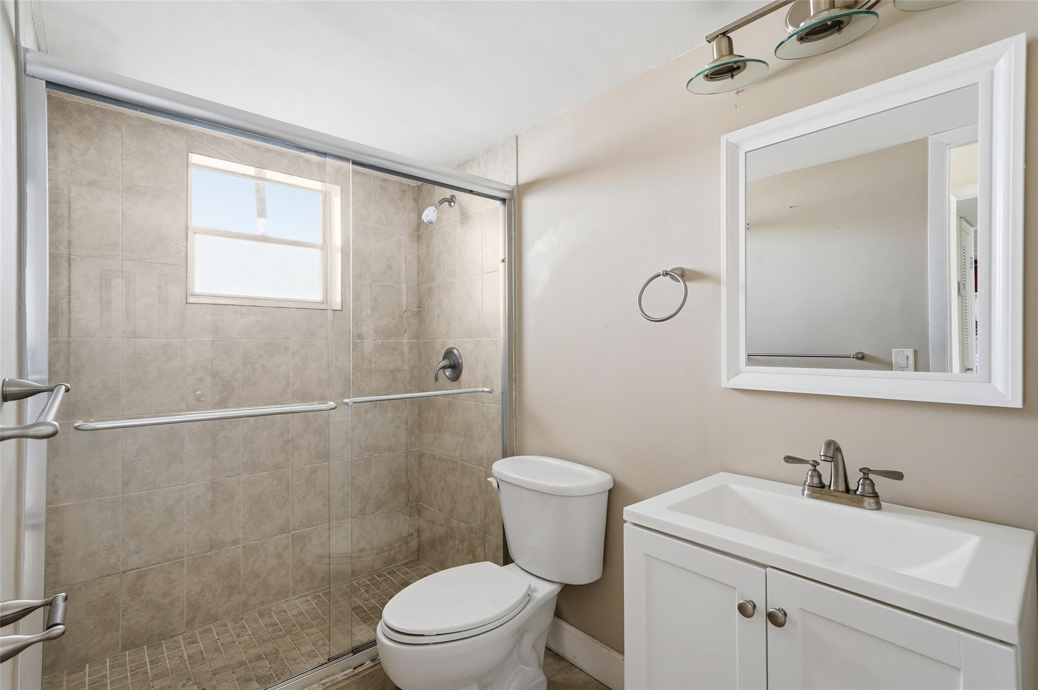 320 NE 12th Ave 503