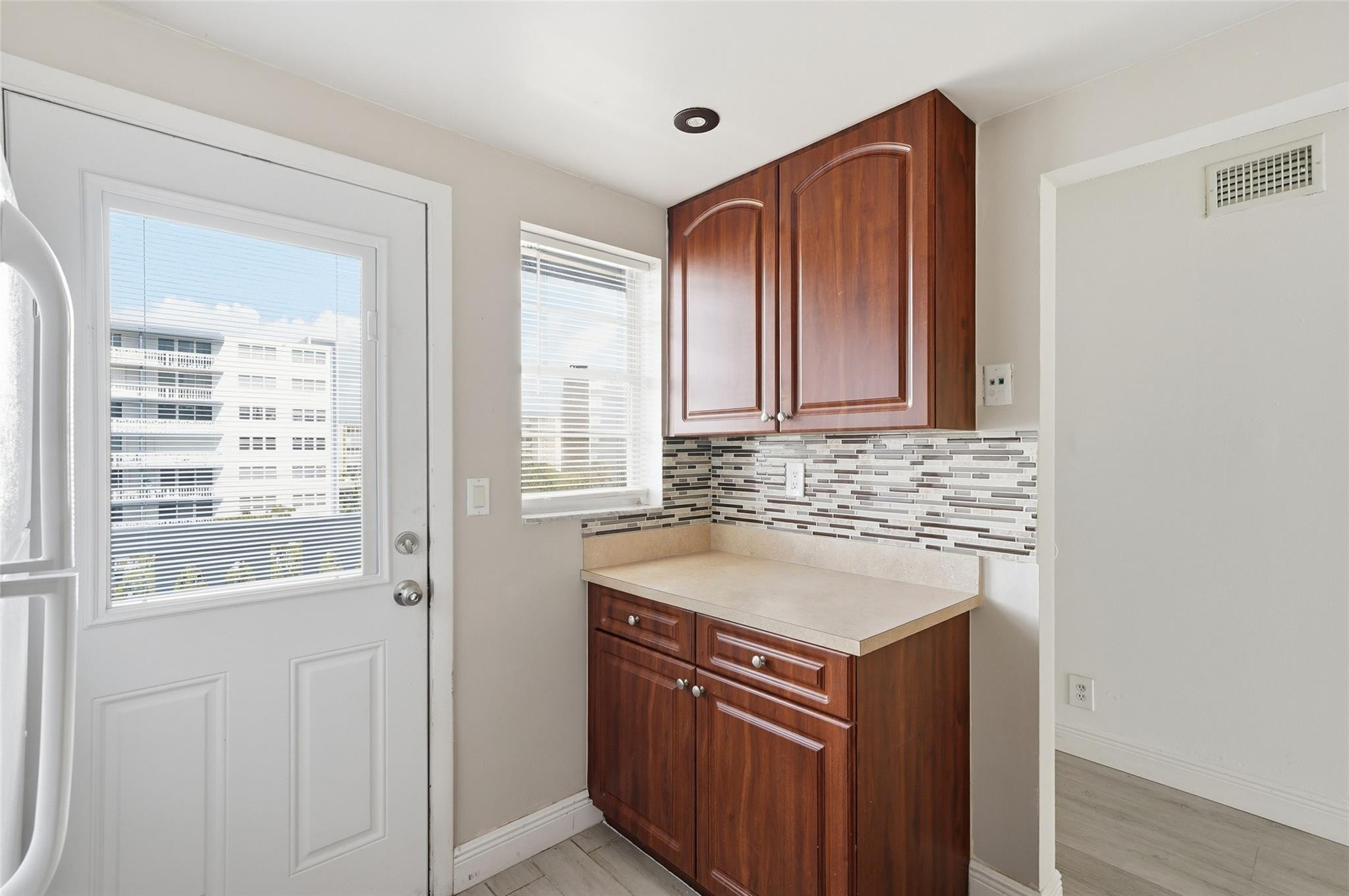 320 NE 12th Ave 503