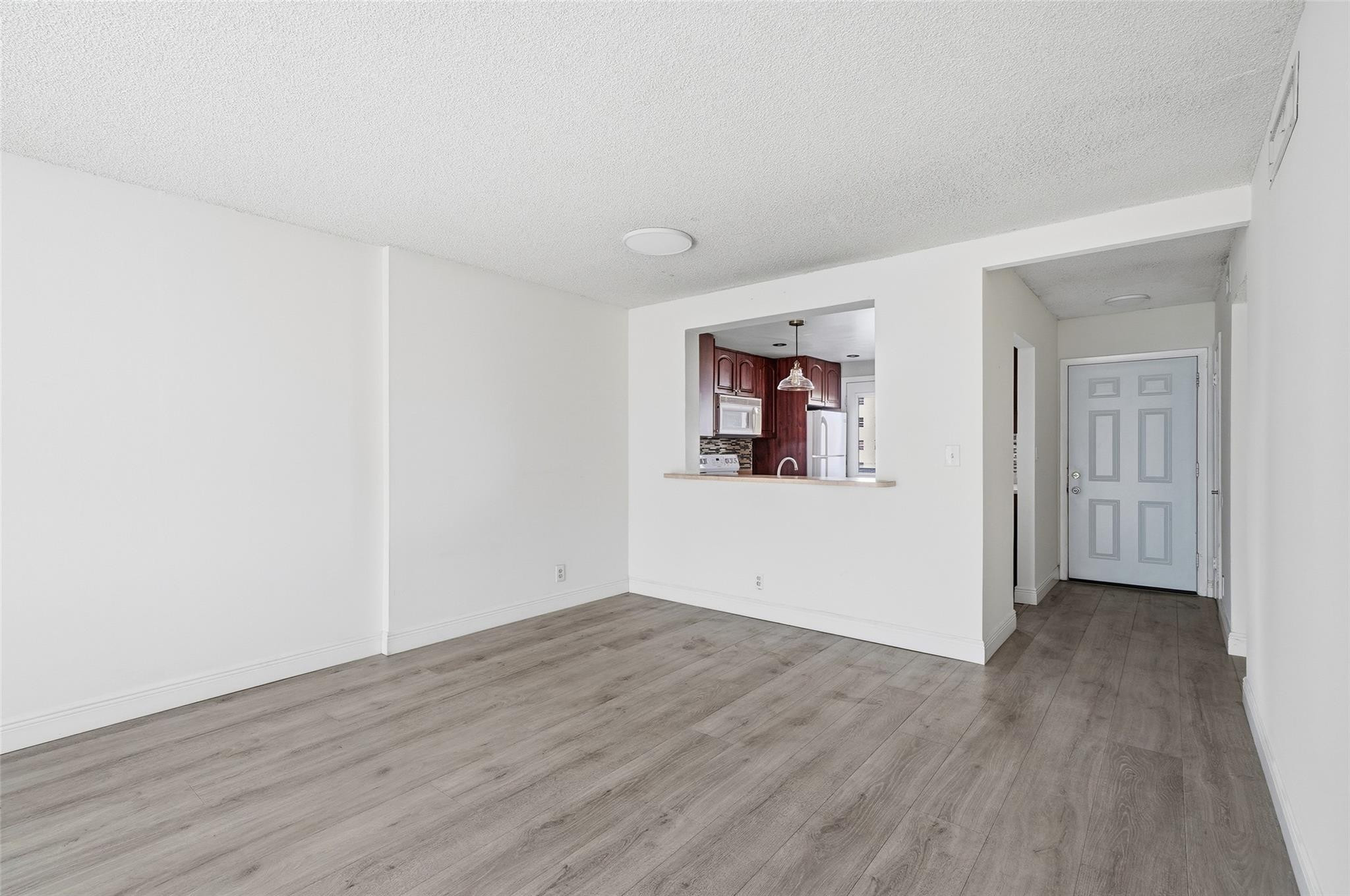 320 NE 12th Ave 503