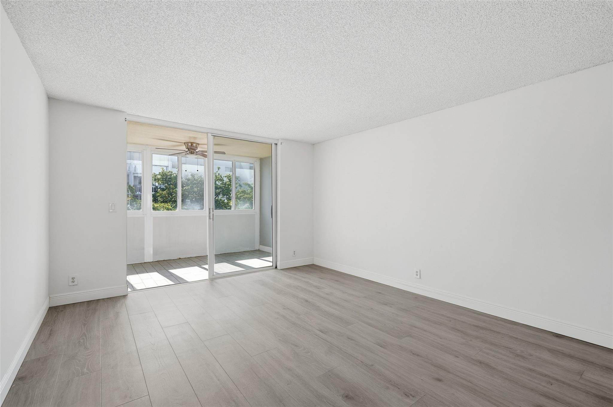 320 NE 12th Ave 503