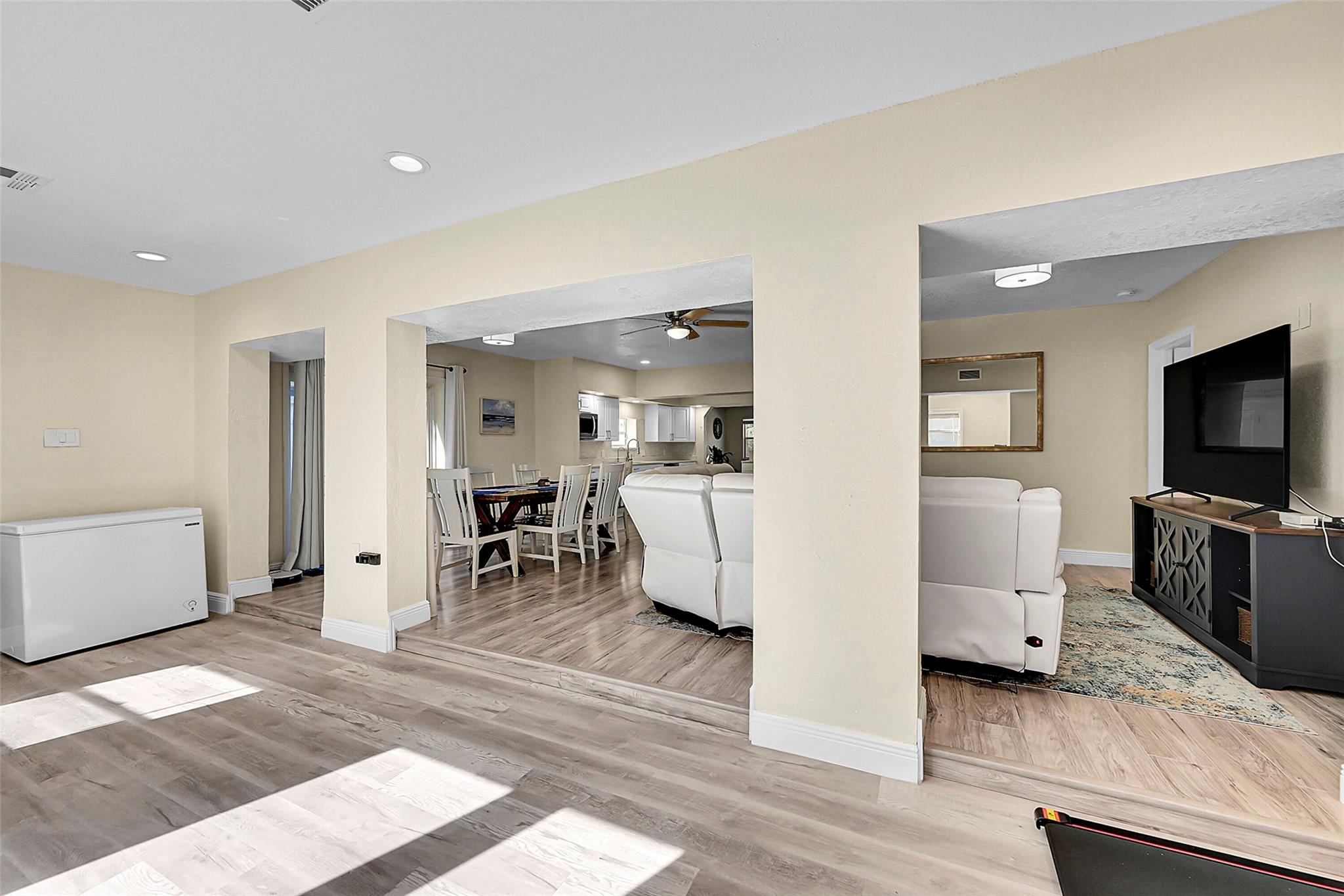 5940 NW 41st Terrace