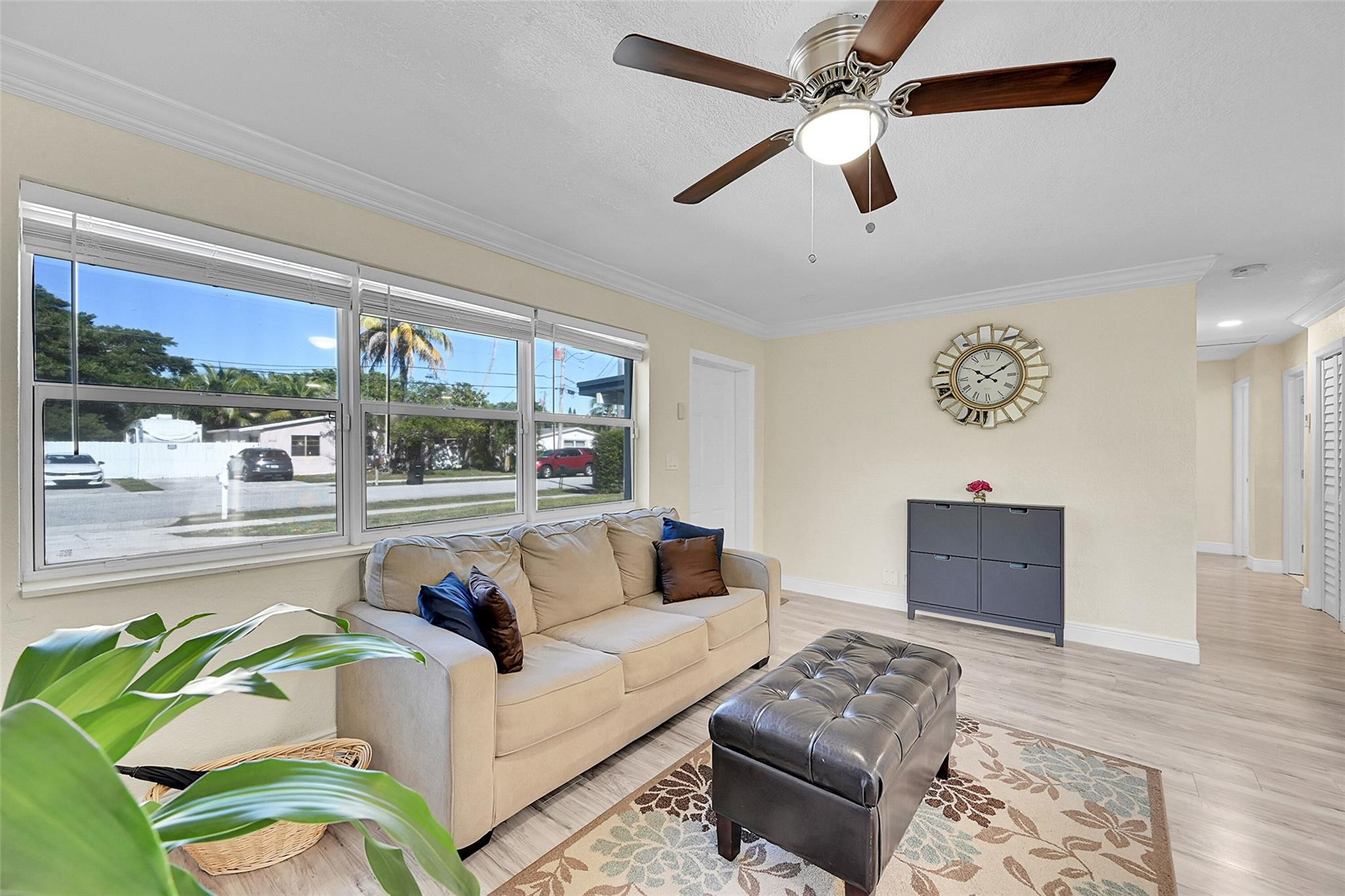 5940 NW 41st Terrace