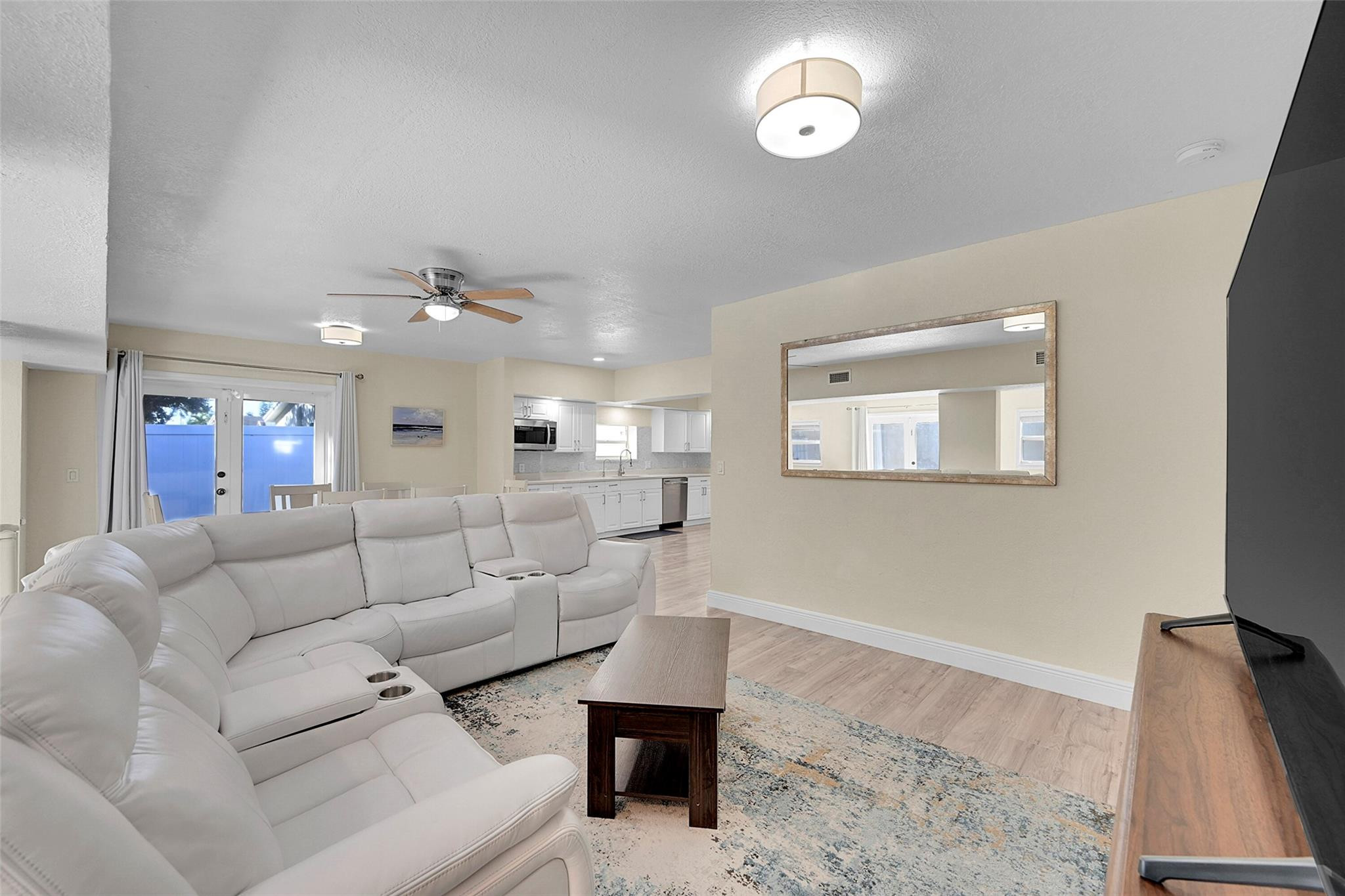 5940 NW 41st Terrace