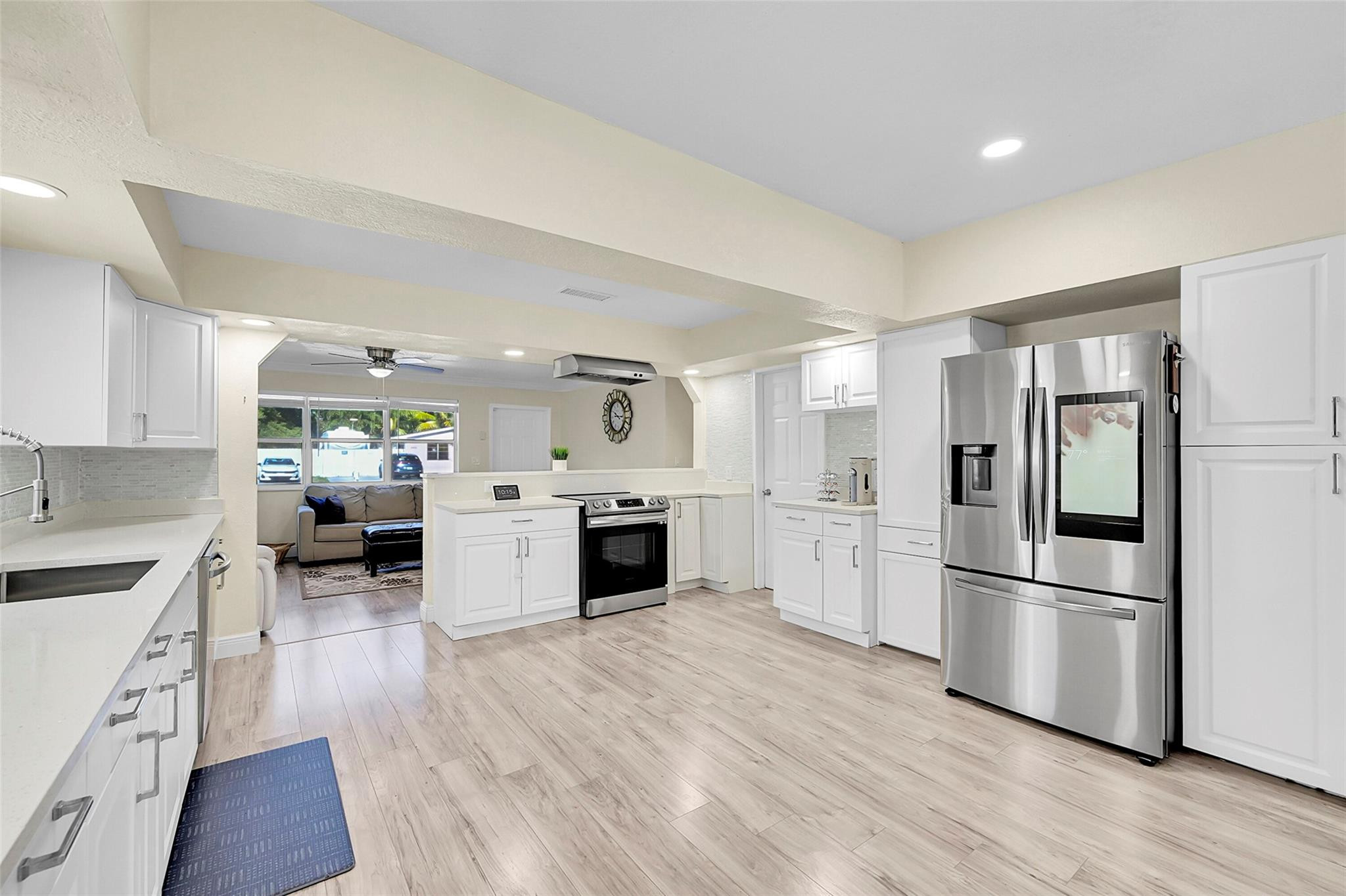 5940 NW 41st Terrace