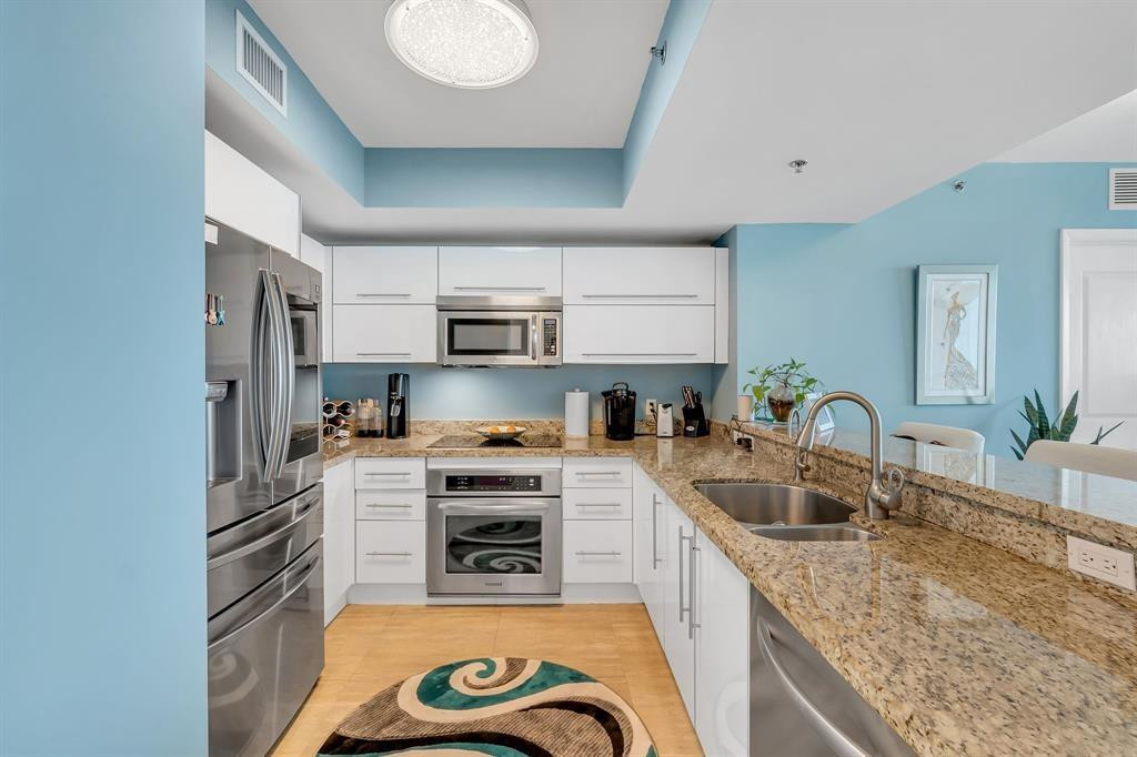 2641 N Flamingo Rd 1105N