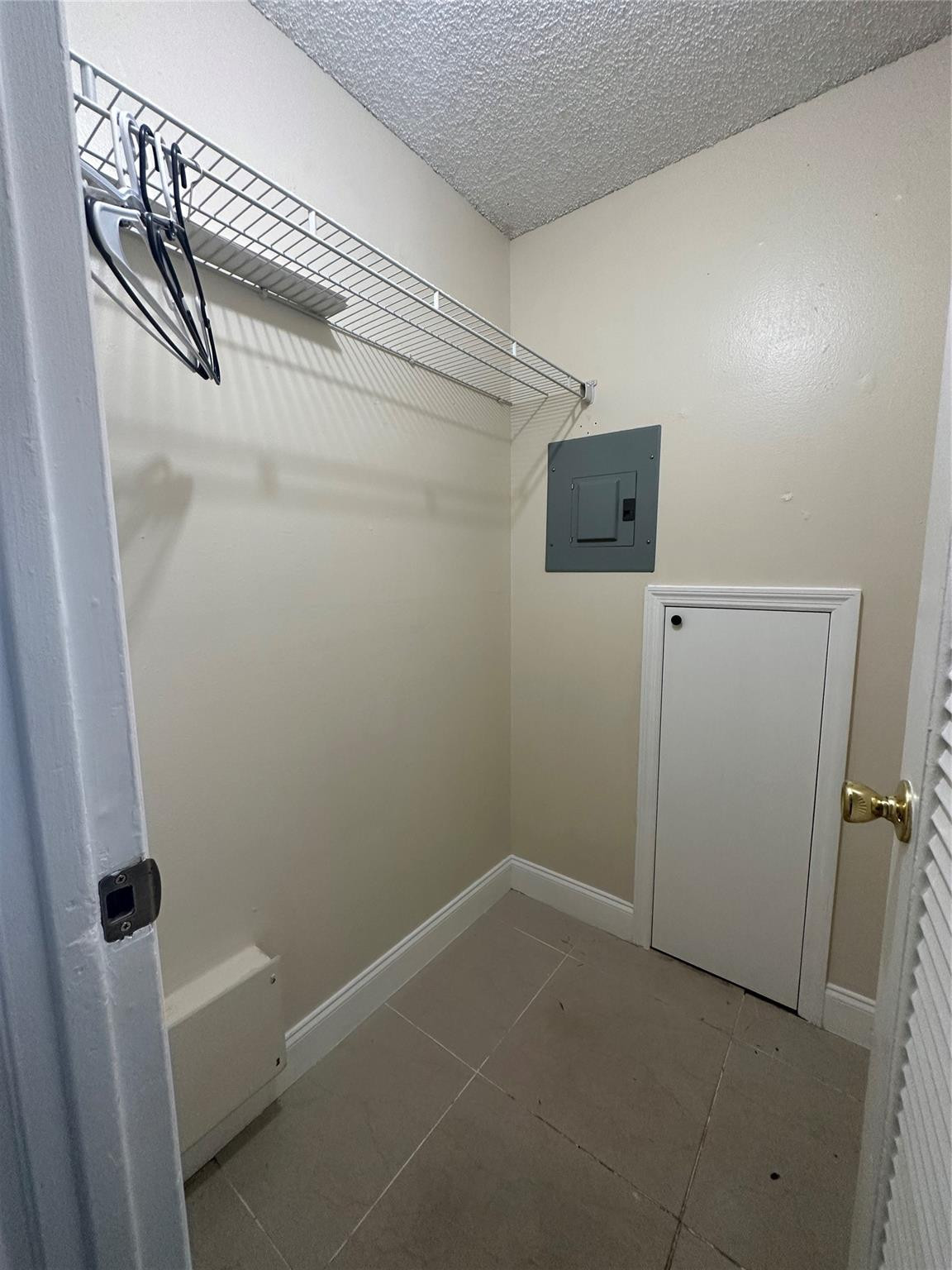 17911 NW 68 ave M209