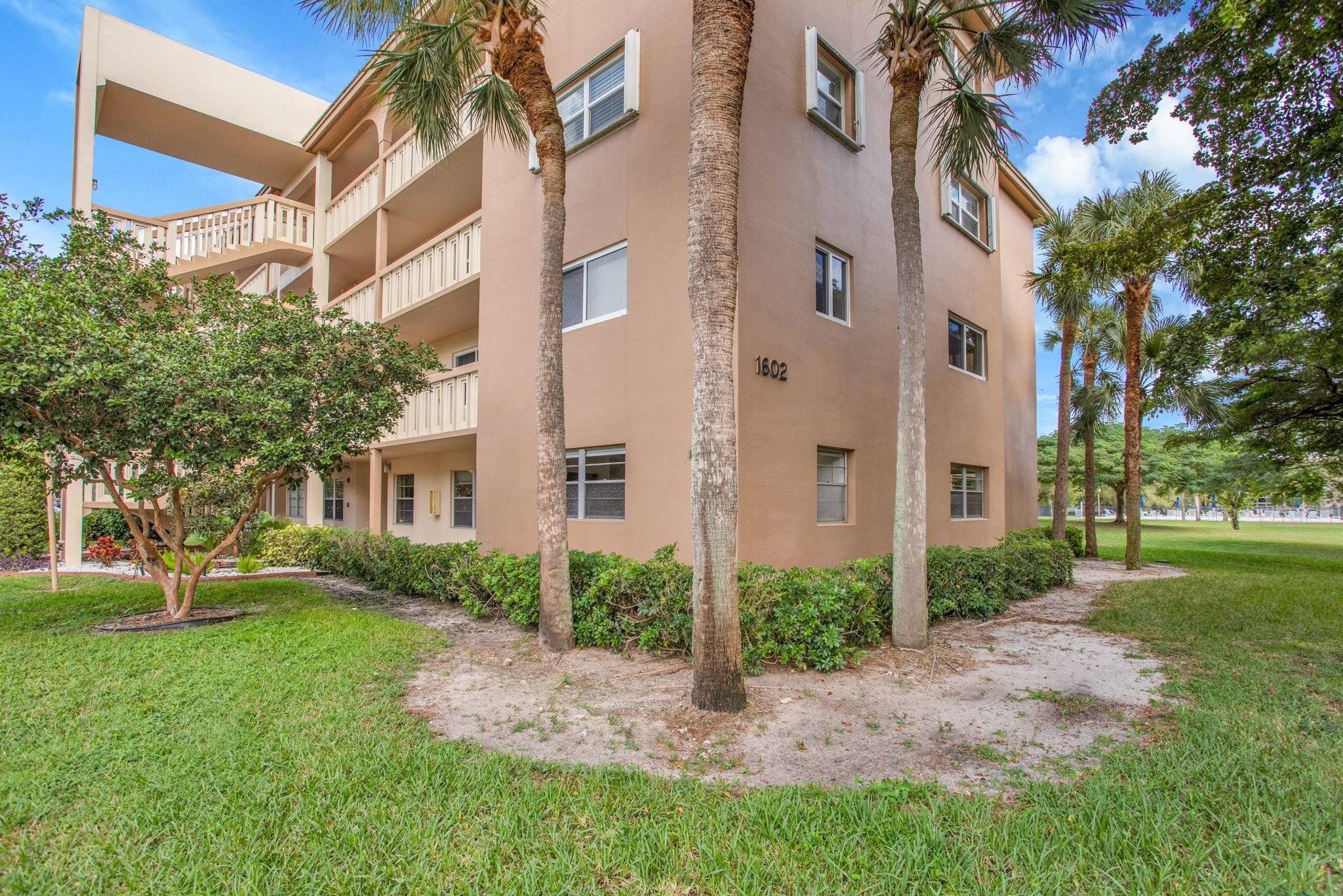 1602 Abaco Dr K1